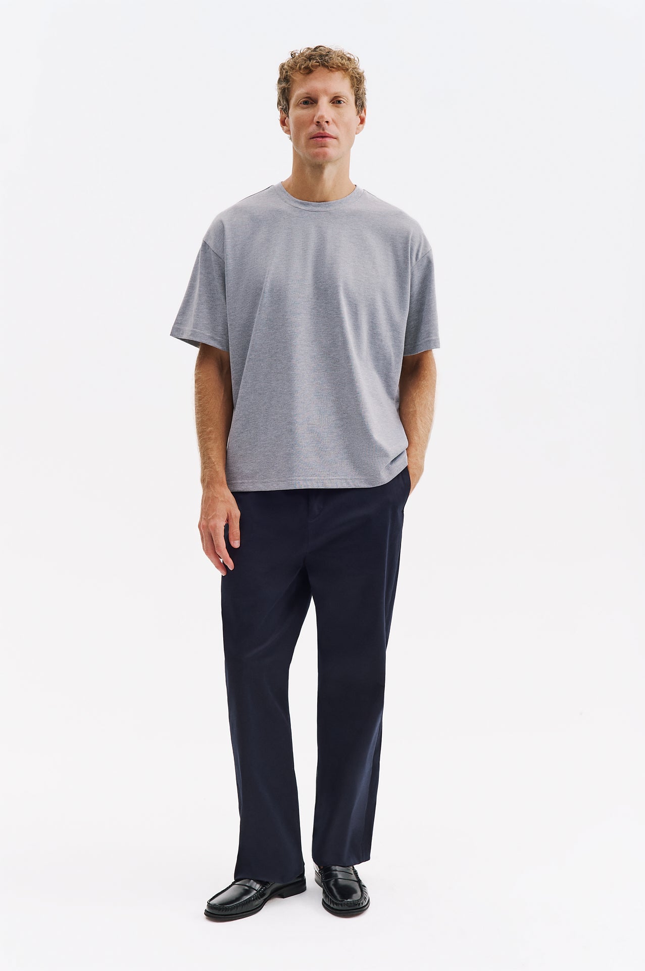 OVERSIZE KISA KOL GRİ T-SHIRT