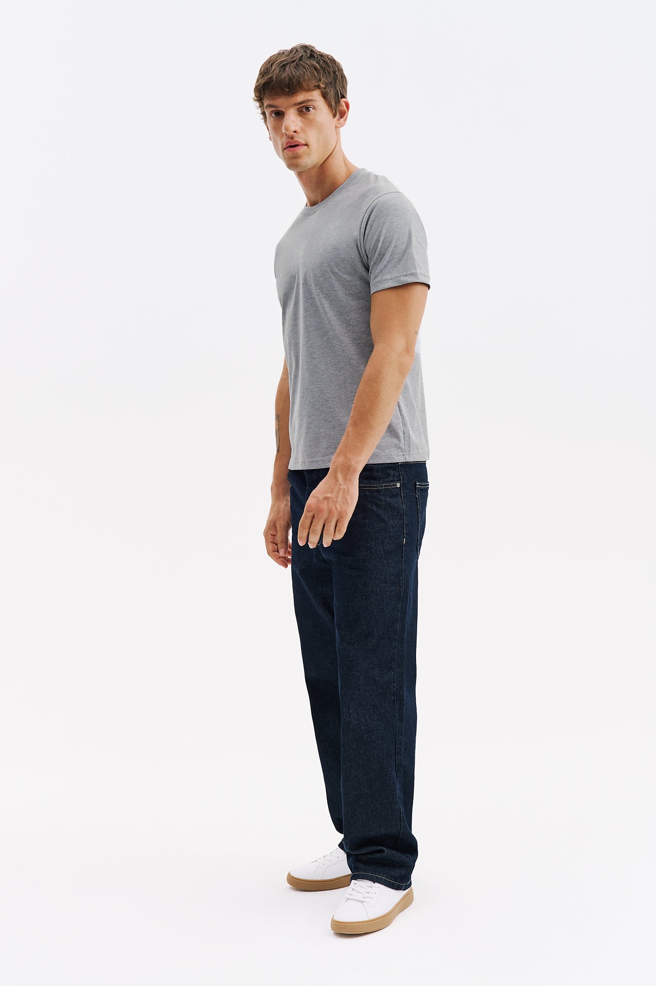 SHORT SLEEVE REGULAR FIT GREY T-SHIRT