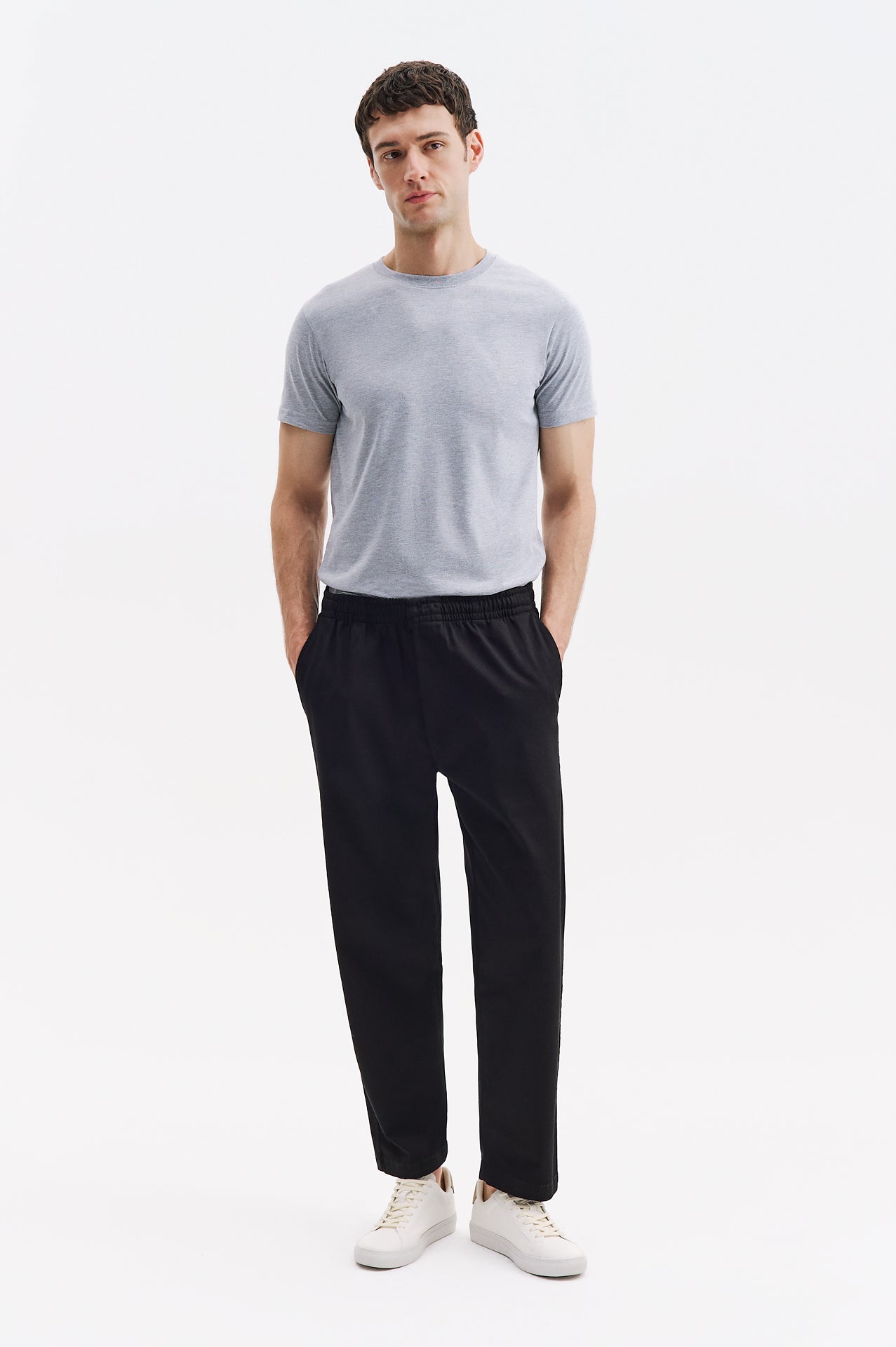 BELİ LASTİKLİ GABARDIN SİYAH PANTOLON