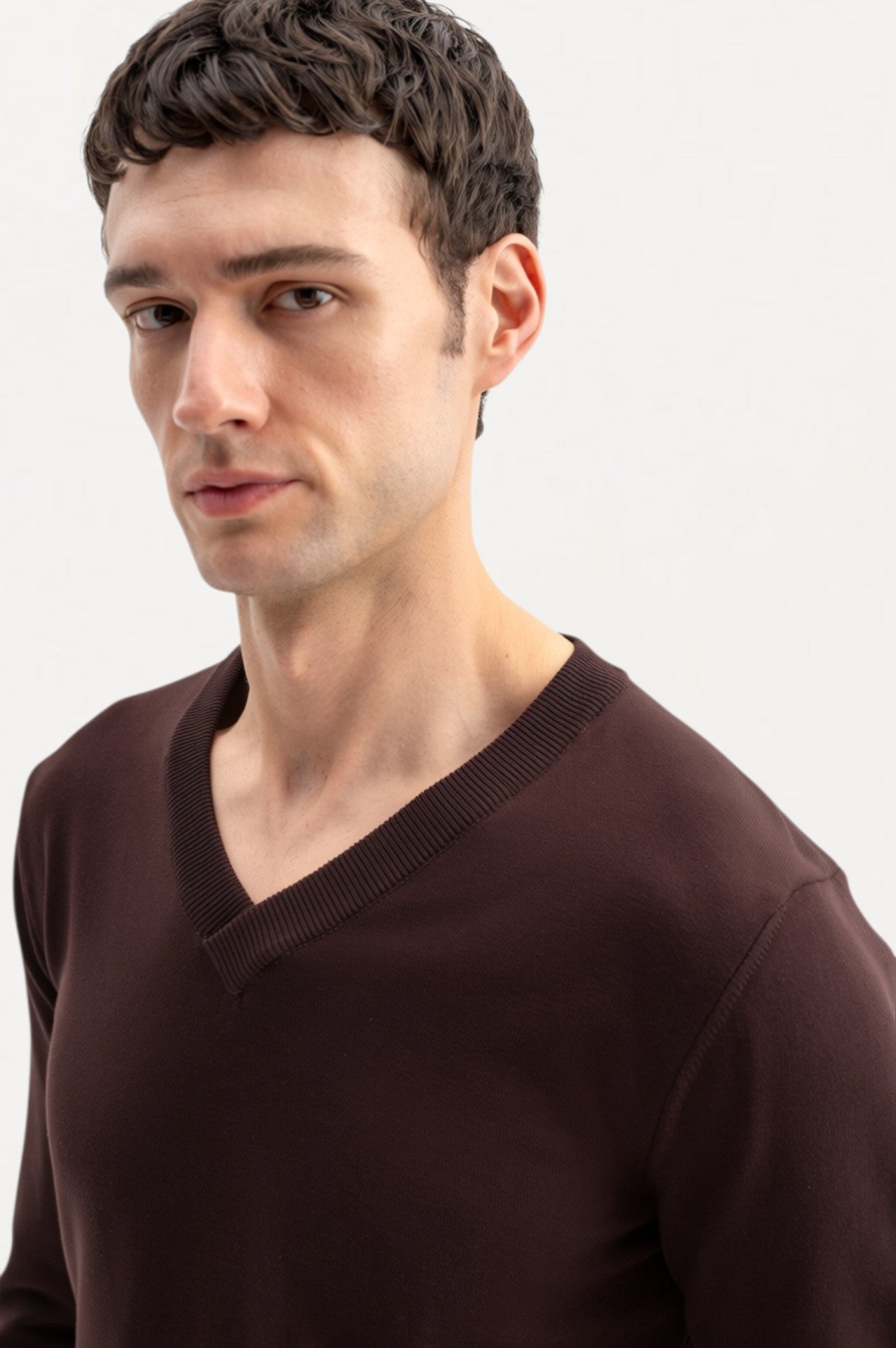 V-NECK LONG SLEEVE BROWN KNITWEAR