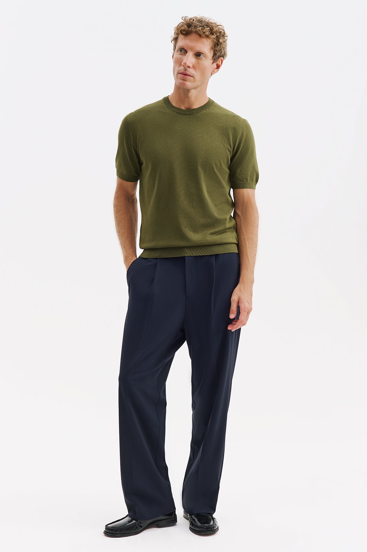 CREW NECK KHAKI KNITTED T-SHIRT