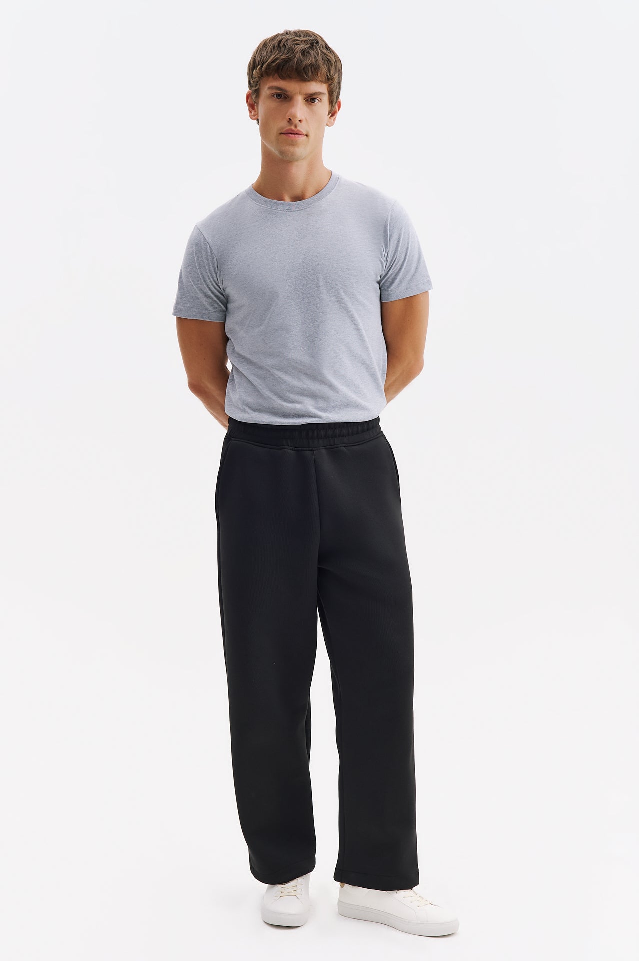 BASIC SCUBA BLACK JOGGER