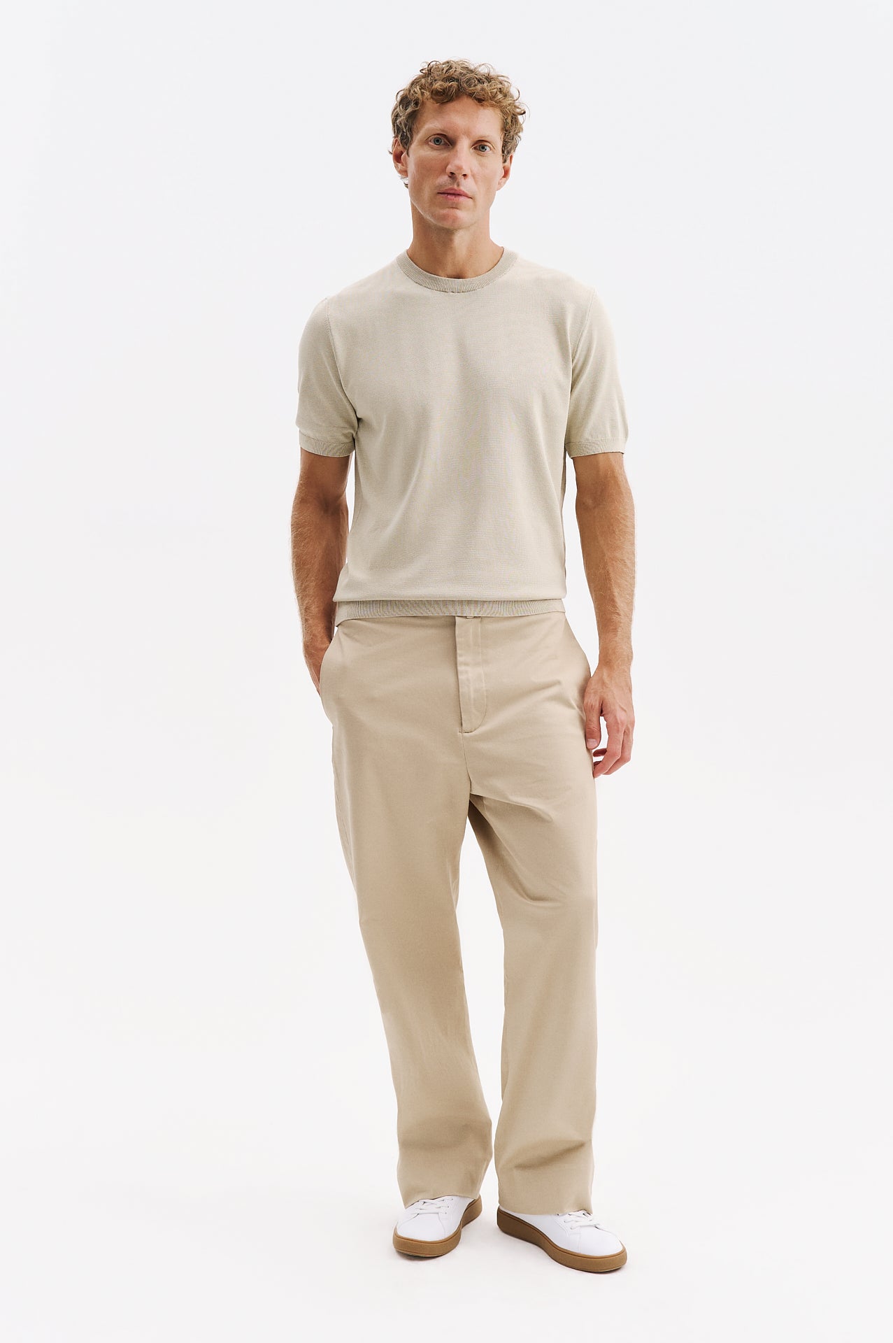 CREW NECK BEIGE KNIT T-SHIRT