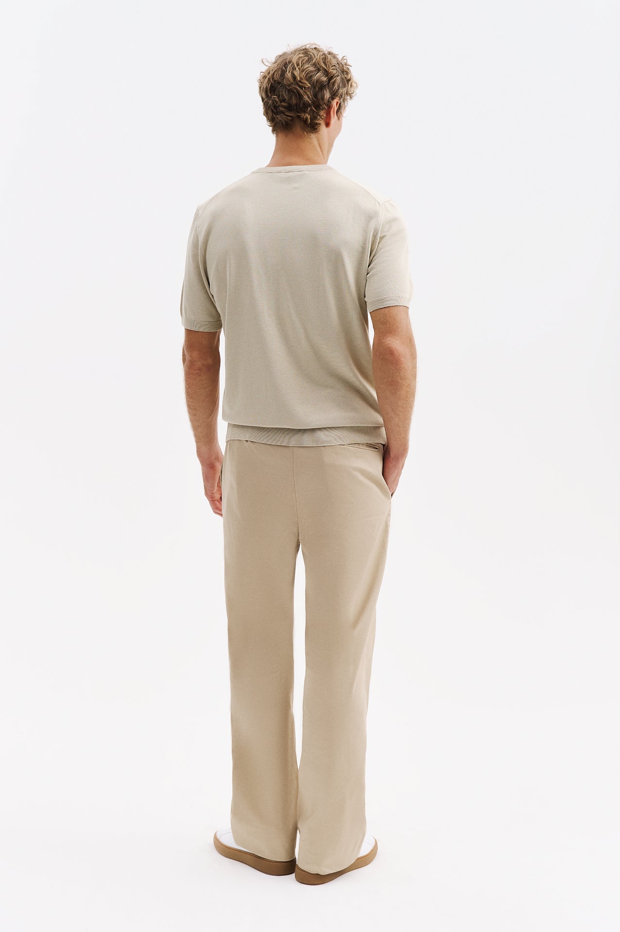 CREW NECK BEIGE KNIT T-SHIRT