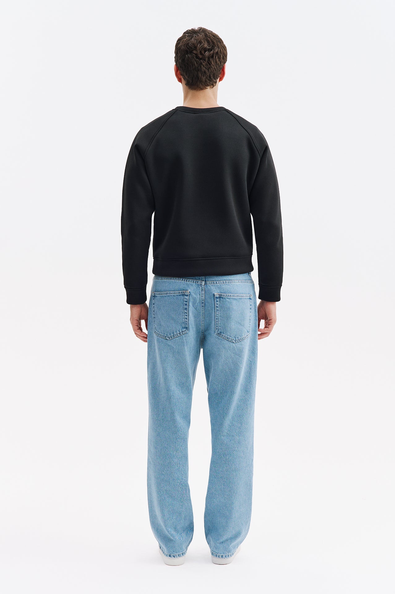 SCUBA BLACK SWEATSHIRT