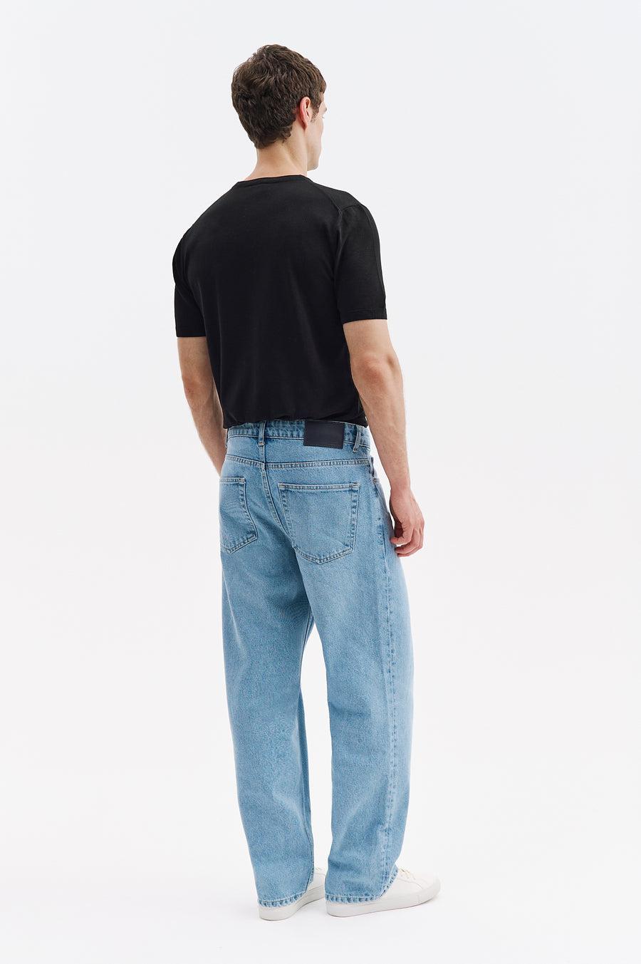 REGULAR FIT LIGHT BLUE JEANS