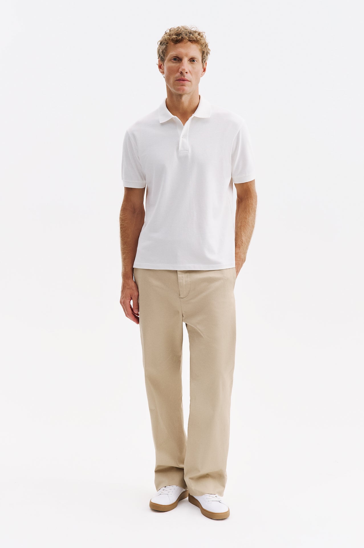 KISA KOL POLO YAKA BEYAZ T-SHIRT