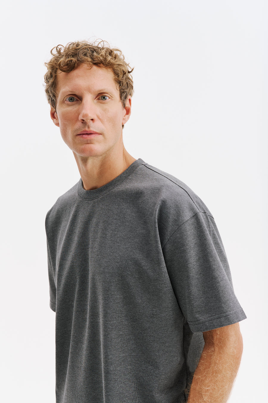 OVERSIZED SHORT SLEEVE ANTHRACITE T-SHIRT