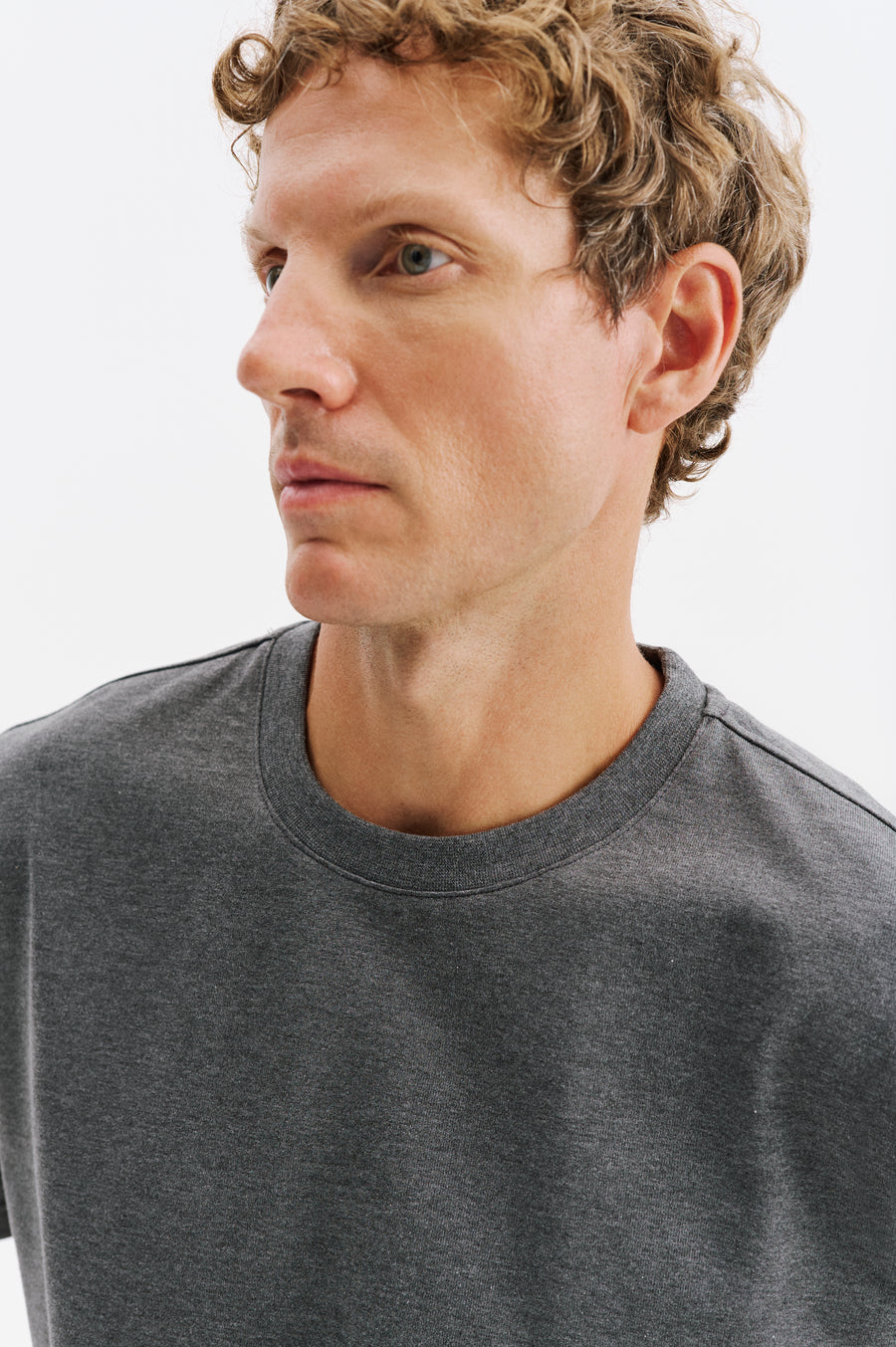 OVERSIZED SHORT SLEEVE ANTHRACITE T-SHIRT