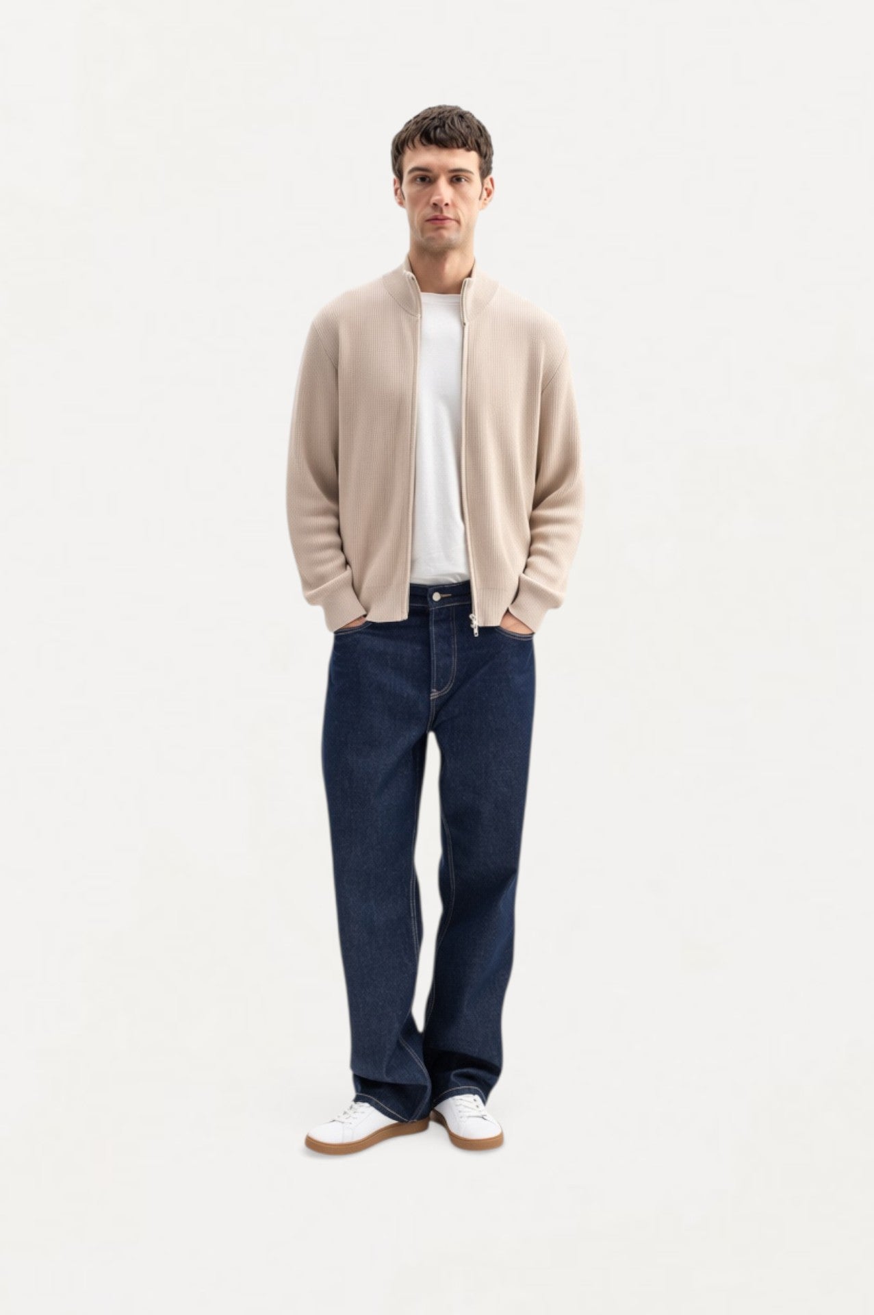 ZIPPED BEIGE KNITTED CARDIGAN