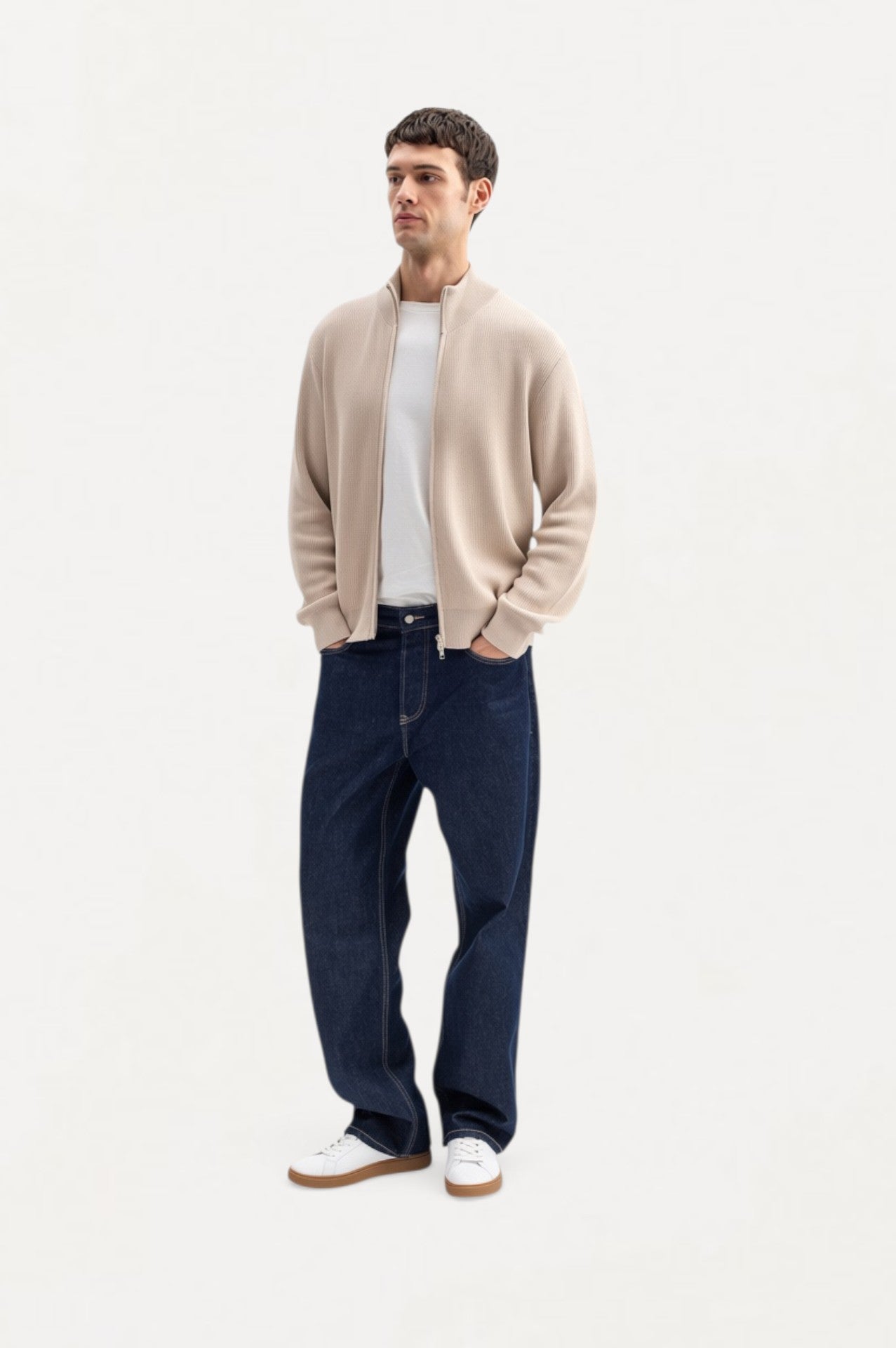 ZIPPED BEIGE KNITTED CARDIGAN