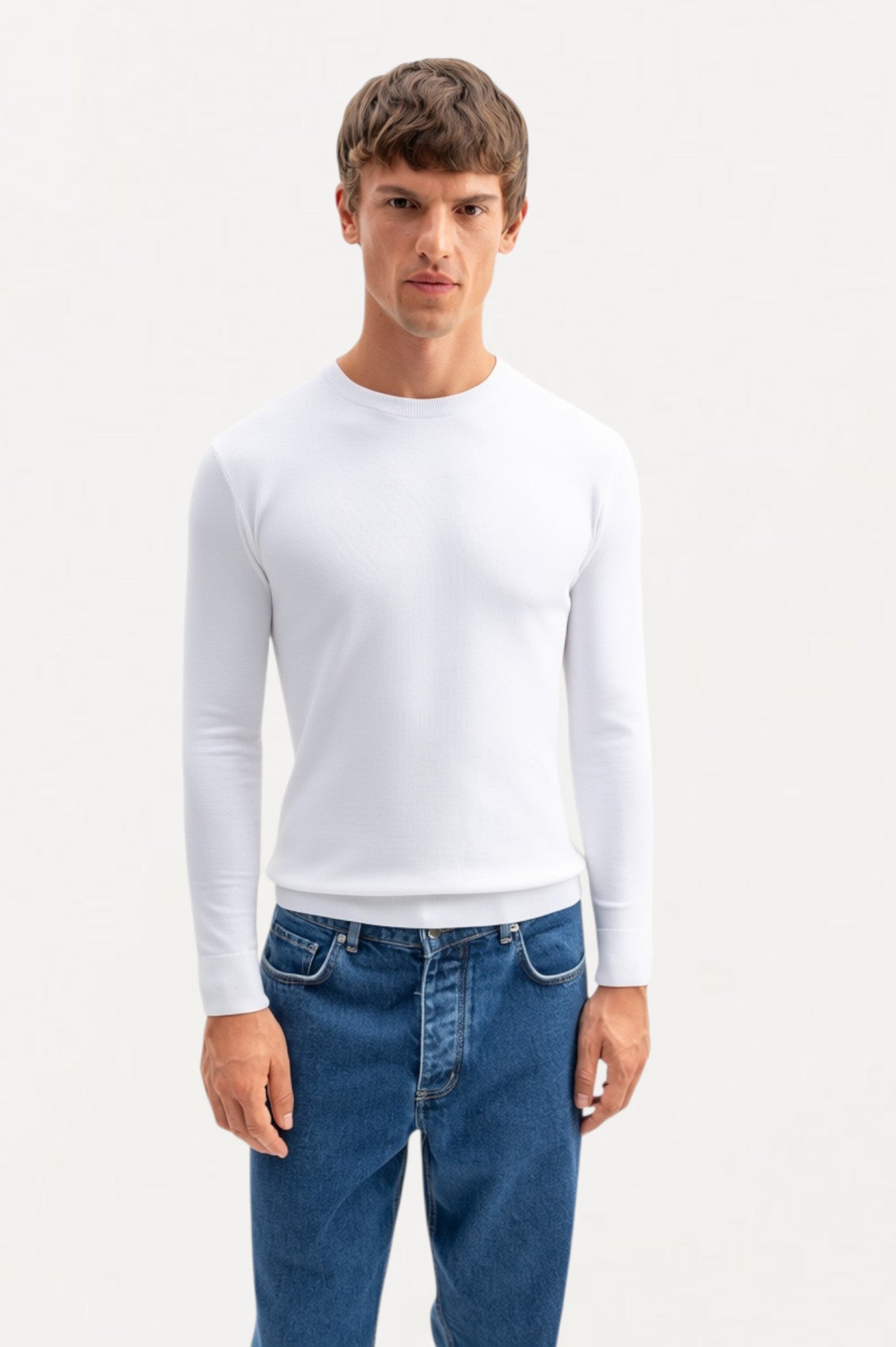 LONG SLEEVE ROUND NECK WHITE KNIT T-SHIRT