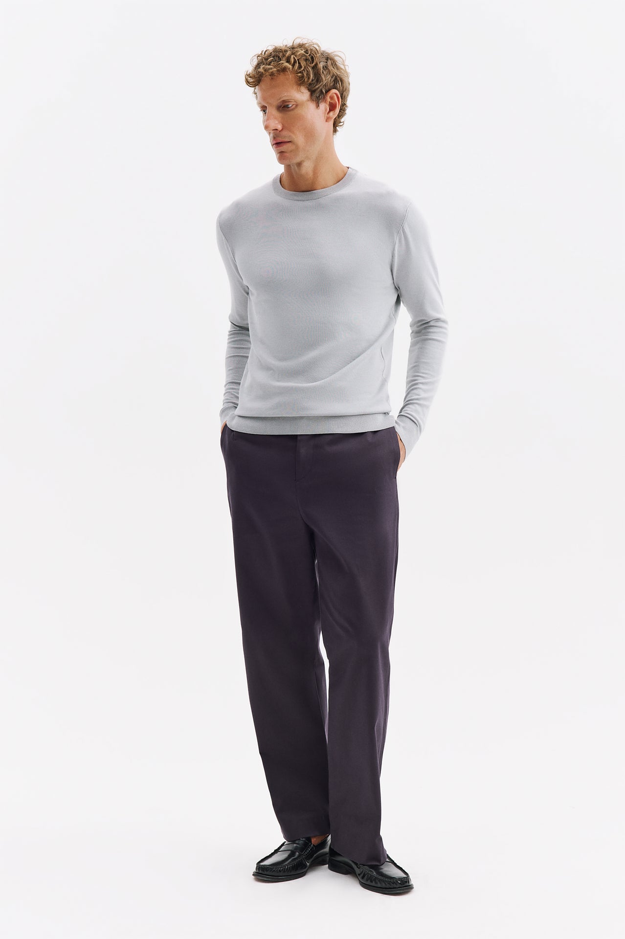 Long Sleeve Crew Neck Gray Knit T-Shirt