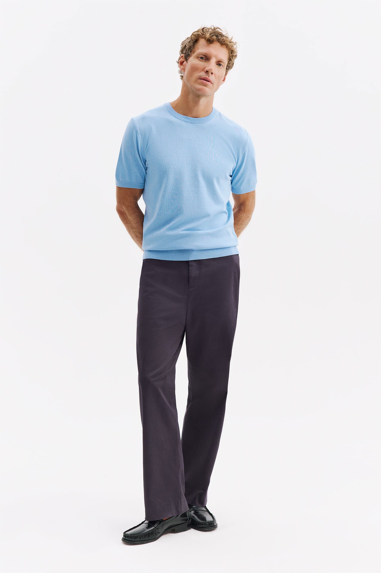 CREW NECK BLUE KNITTED T-SHIRT