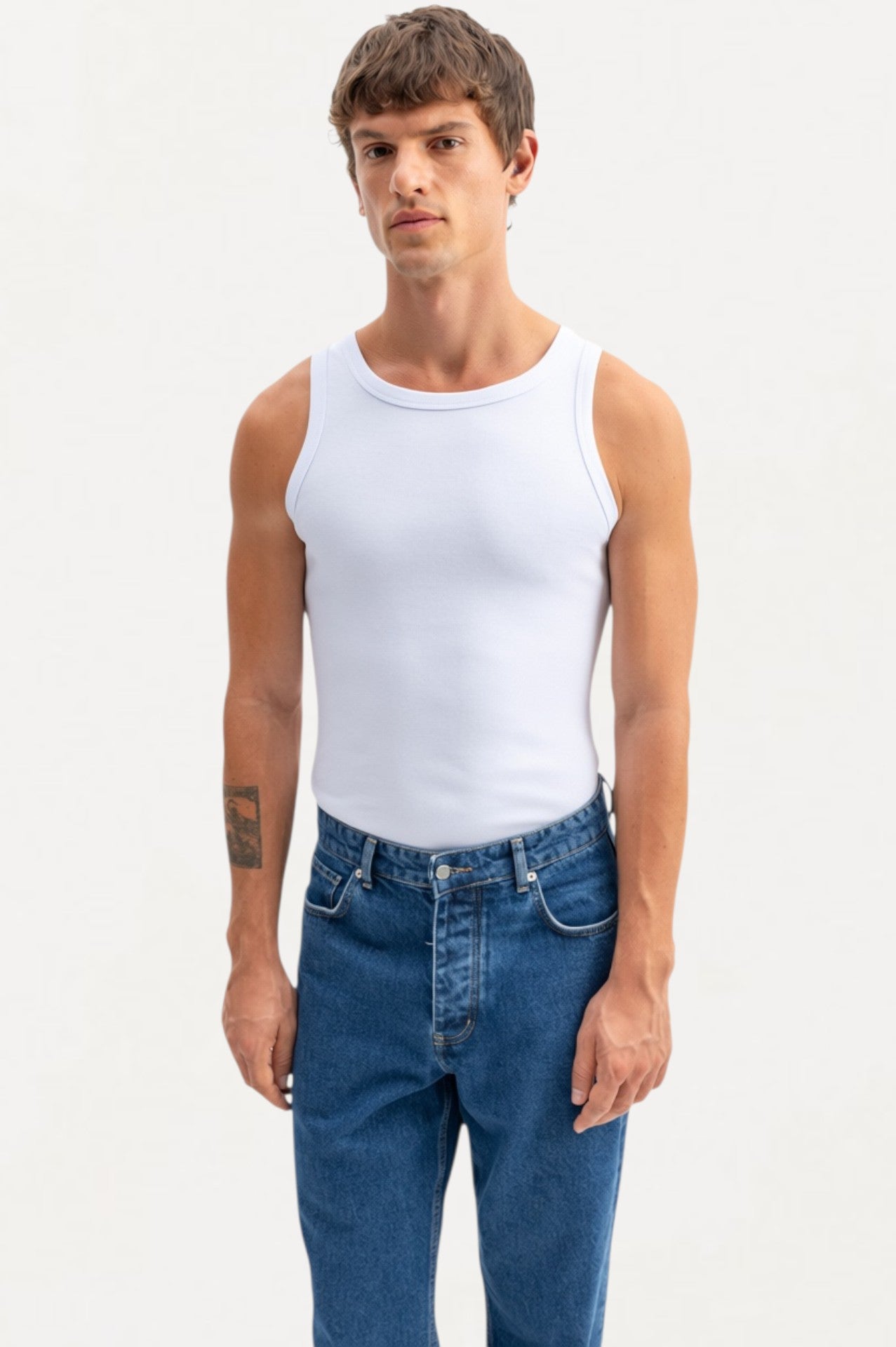 BASIC WHITE TANK TOP