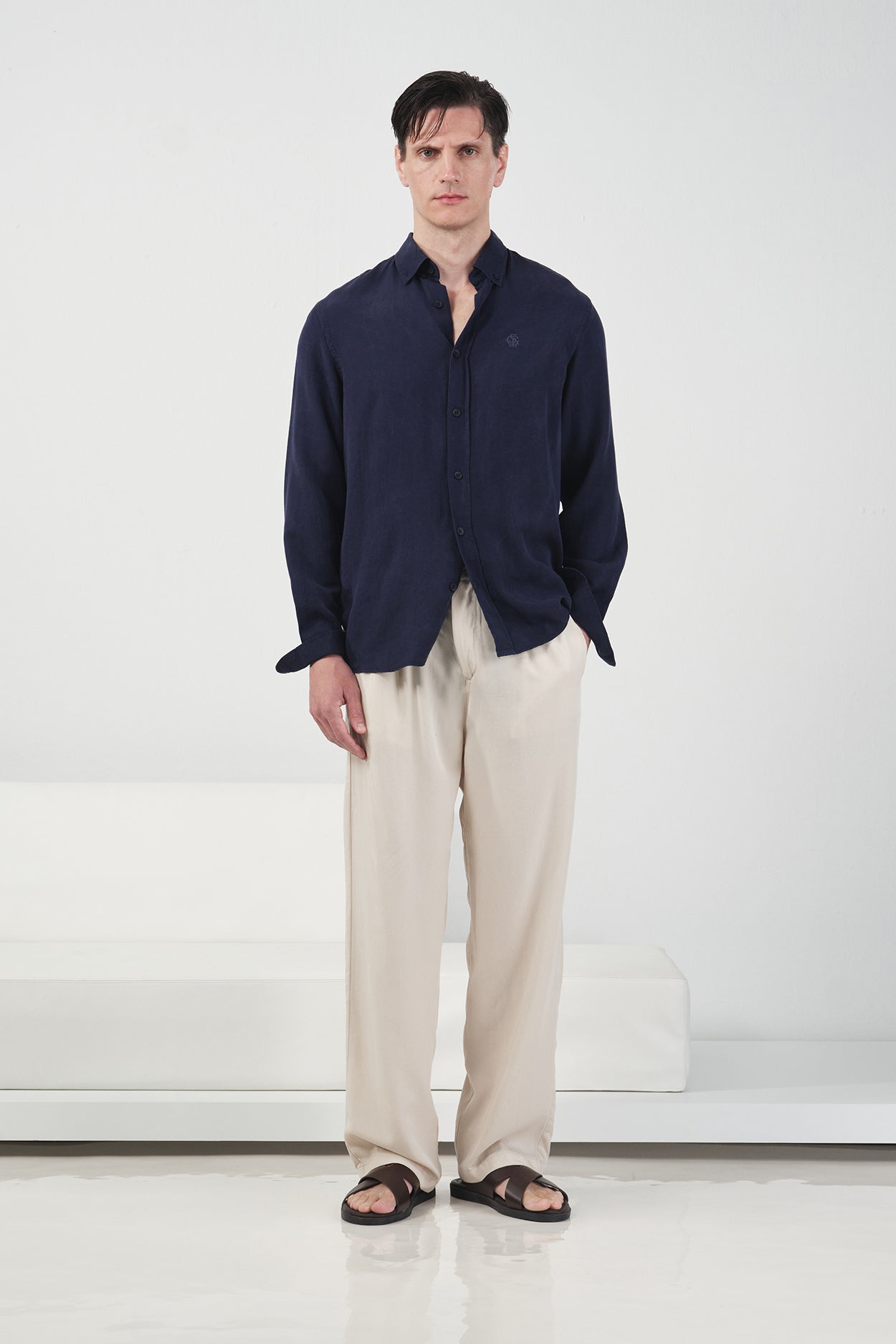 DRAPED REGULAR FIT NAVY TENCEL SHIRT