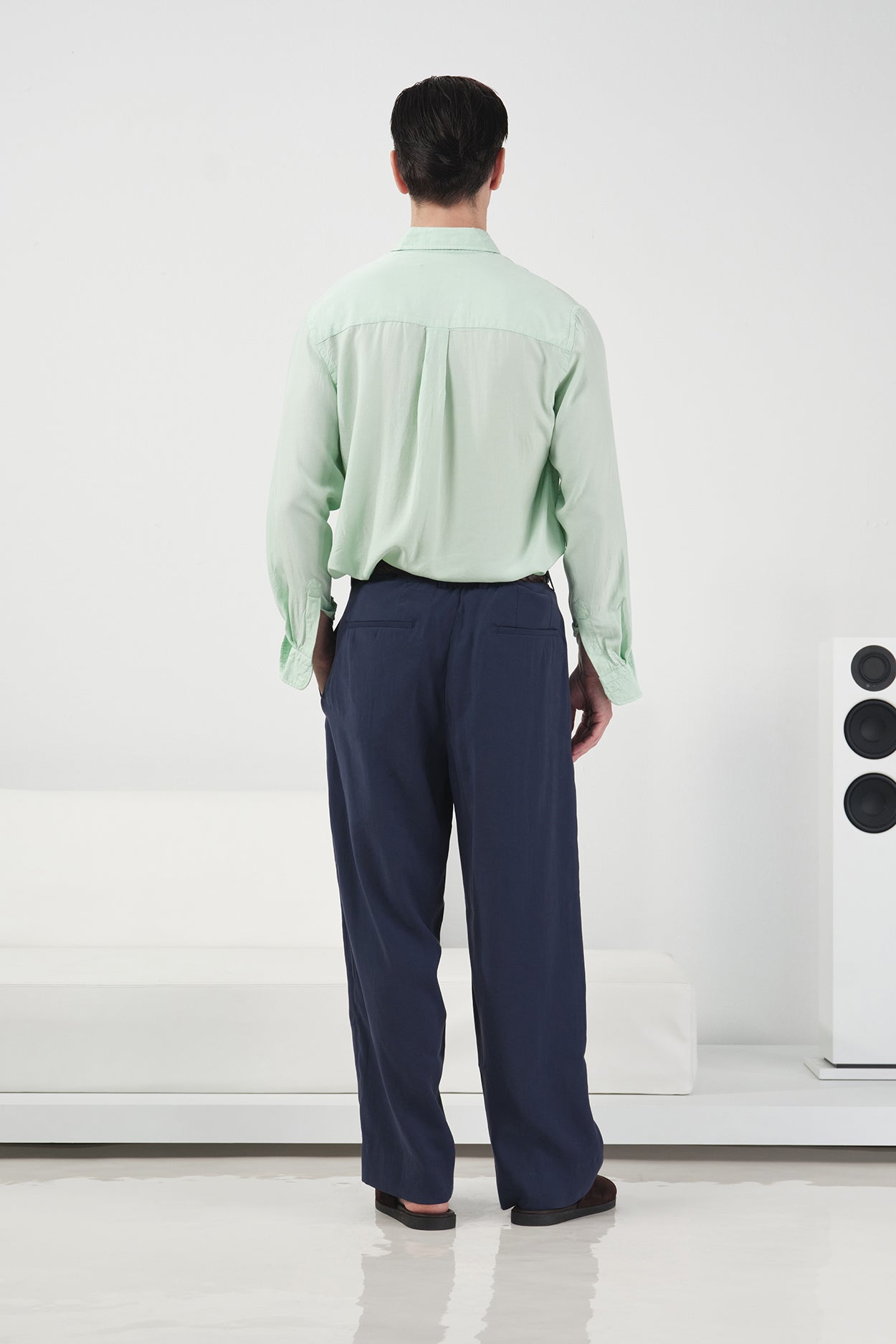 DOUBLE PLEATED DRAPED NAVY MODAL TROUSERS