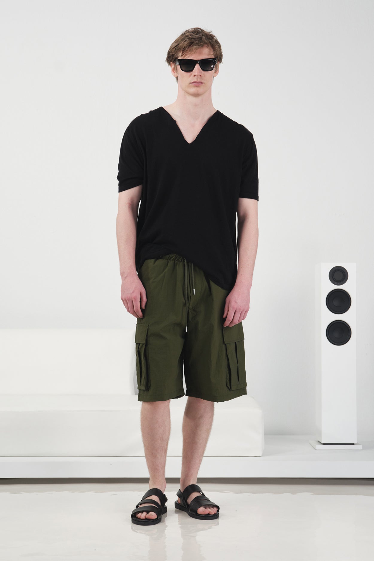 KHAKI PARACHUTE CARGO SHORTS