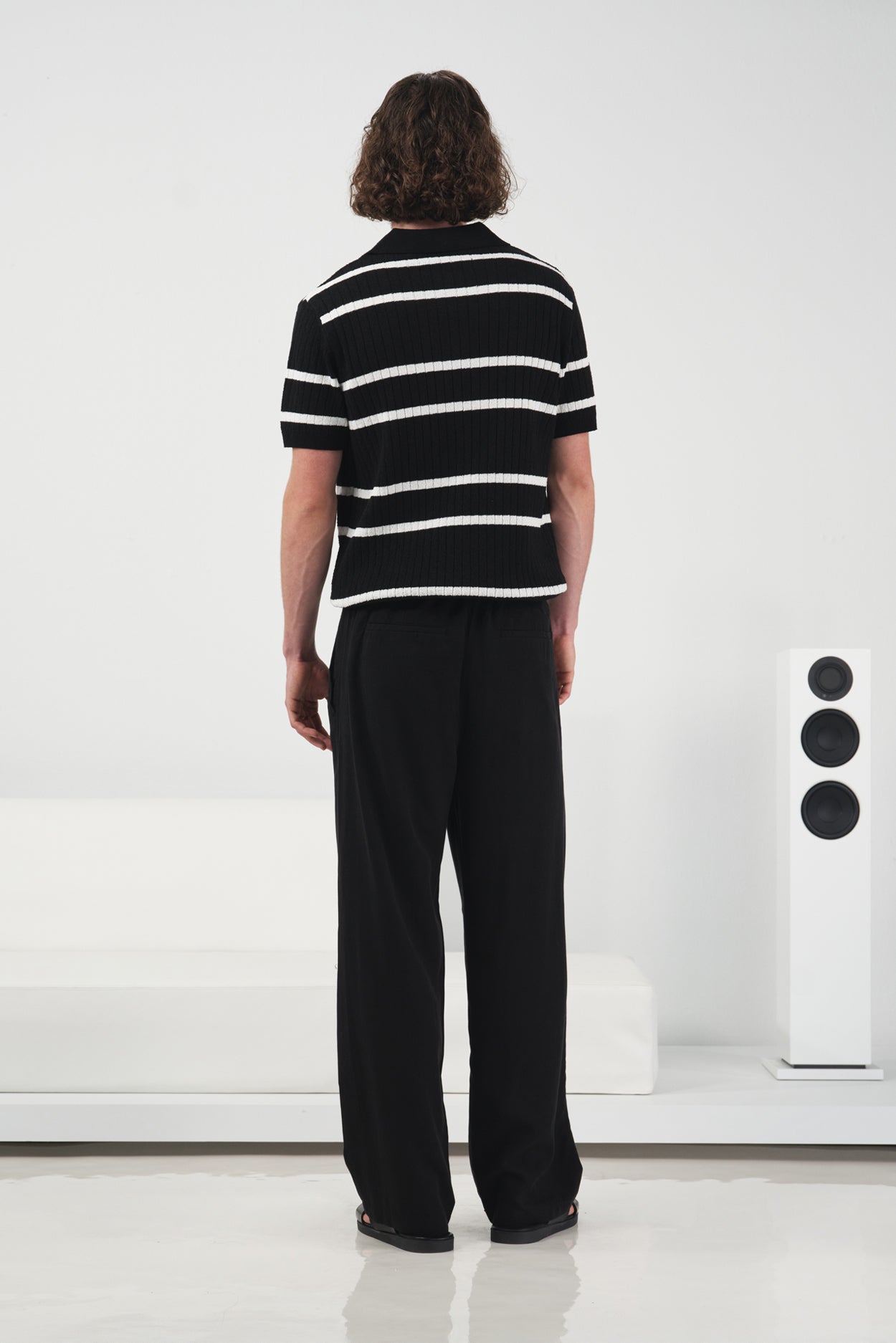 PİLİLİ DÖKÜMLÜ SİYAH TENSEL PANTOLON