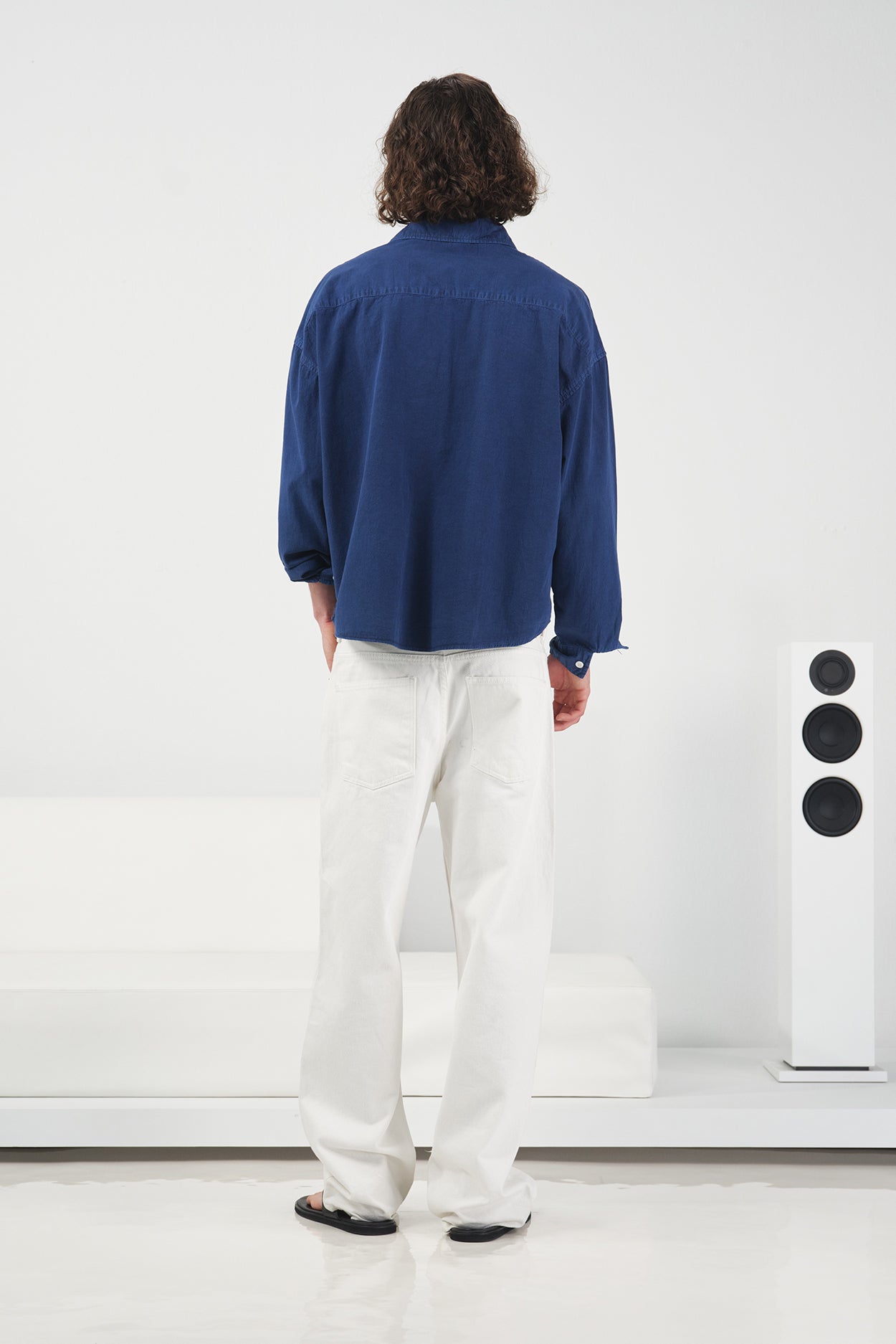 EFFECTIVE CROP NAVY BLUE SHIRT