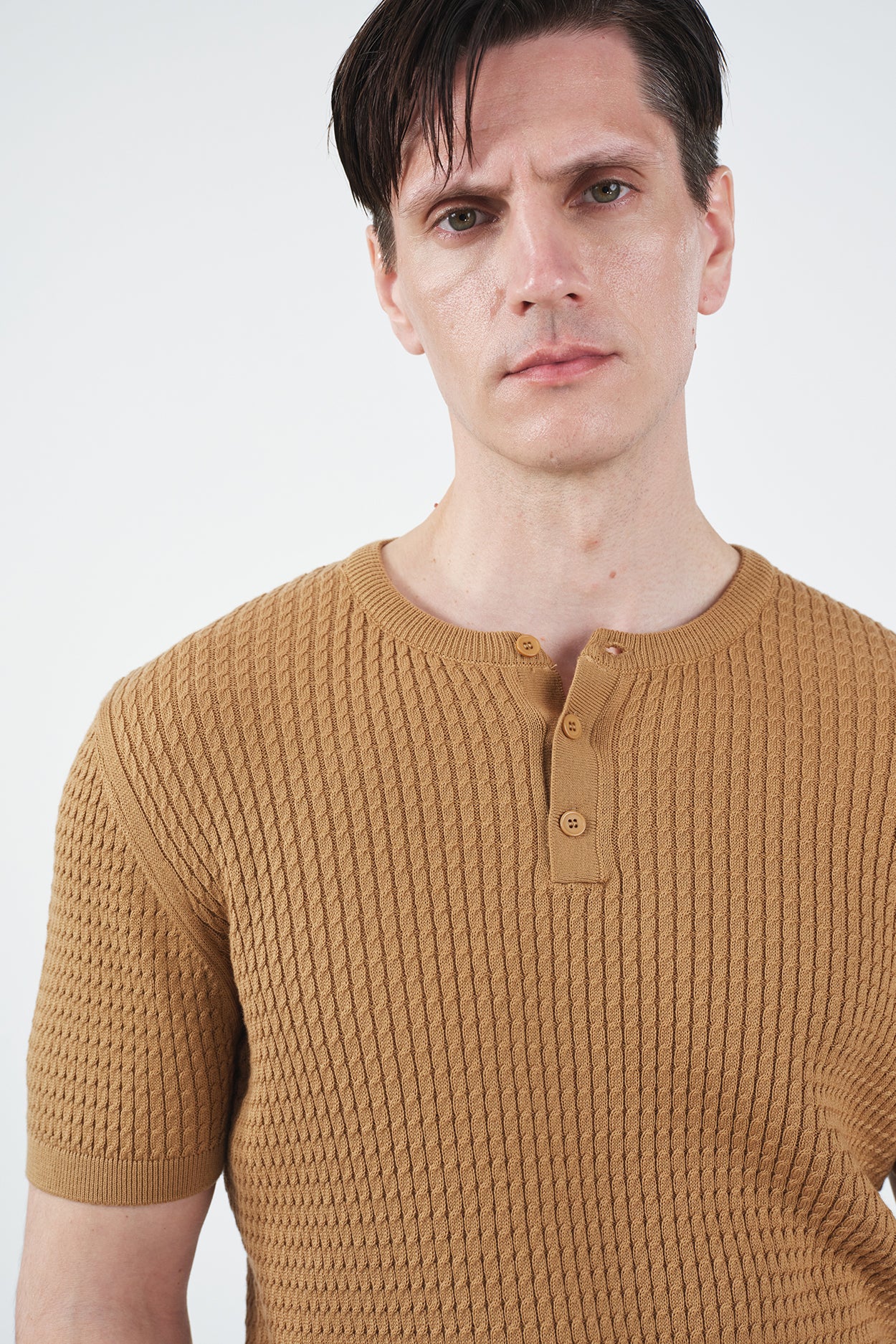 DOKULU BİSİKLET YAKA TABA TRİKO T-SHIRT