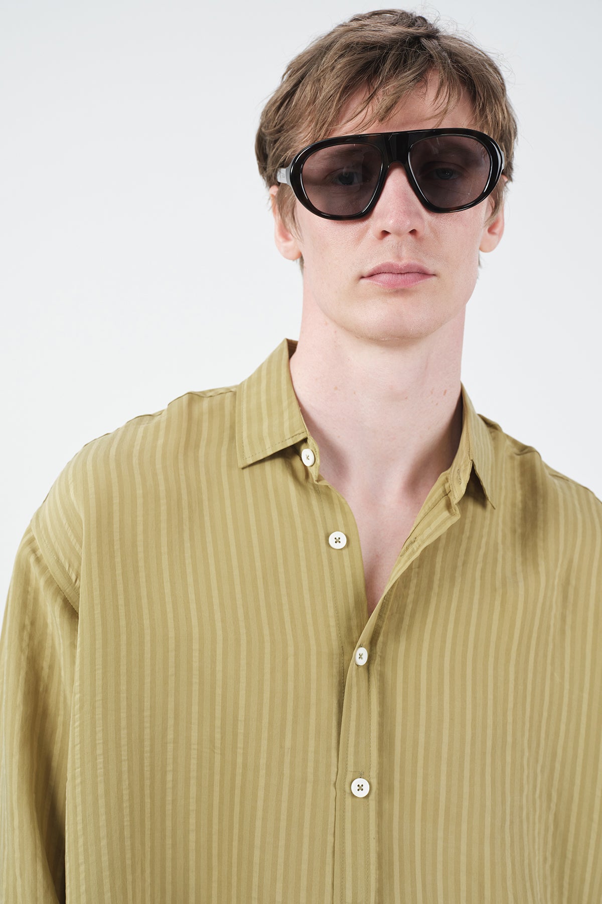 THICK STRIPED KHAKI MODAL SHIRT