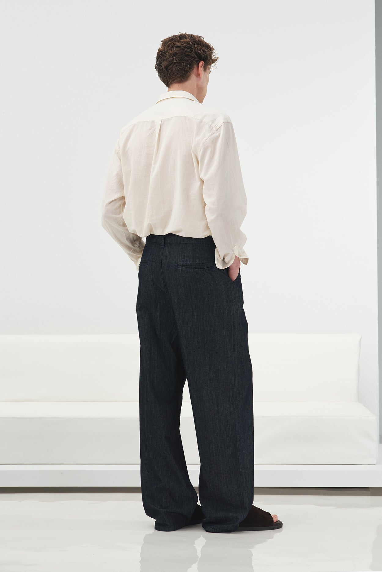 İNCE DÖKÜMLÜ REGULAR FIT KOYU MAVİ JEAN