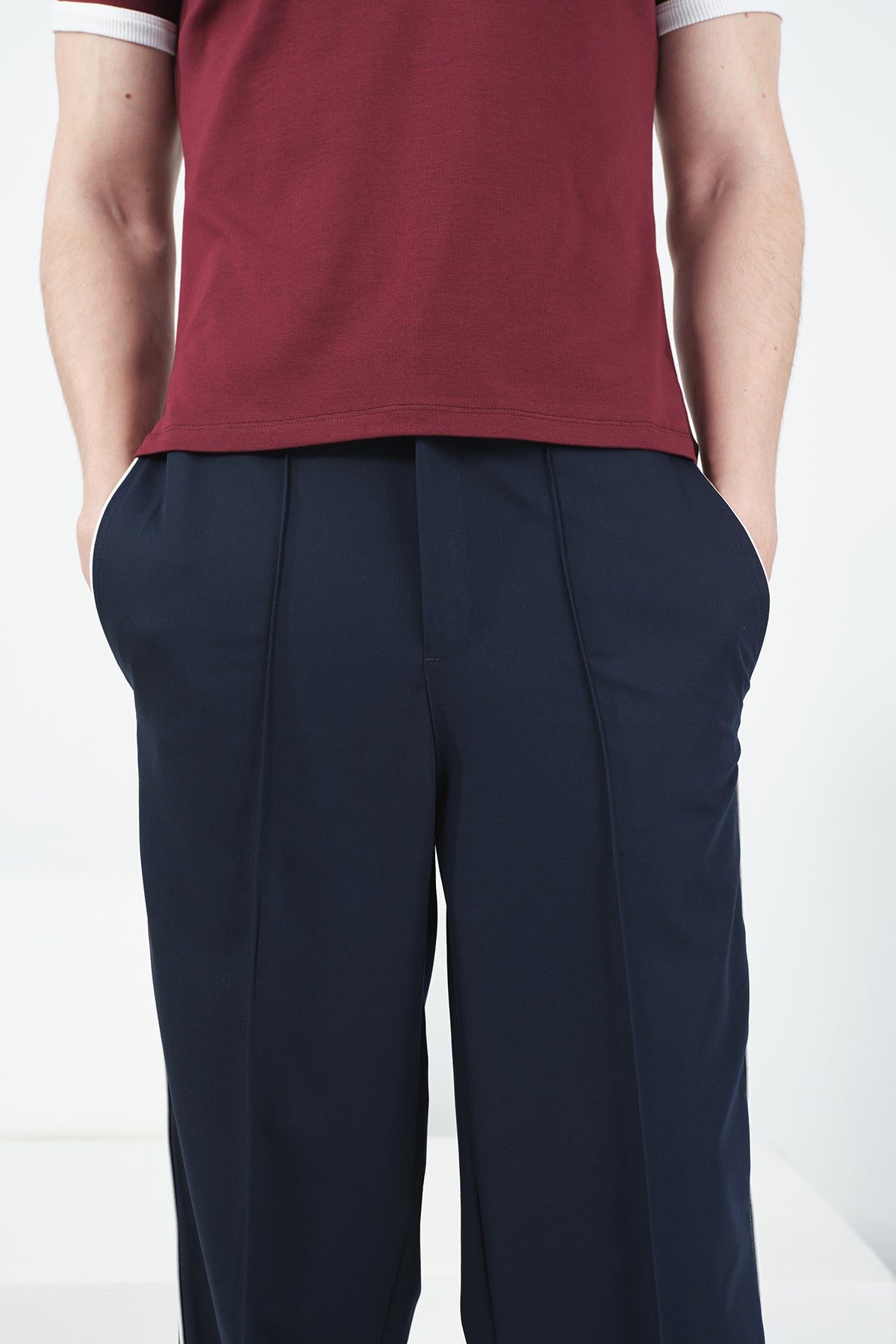 KONTRAST BİYELİ KLASİK LACİVERT PANTOLON