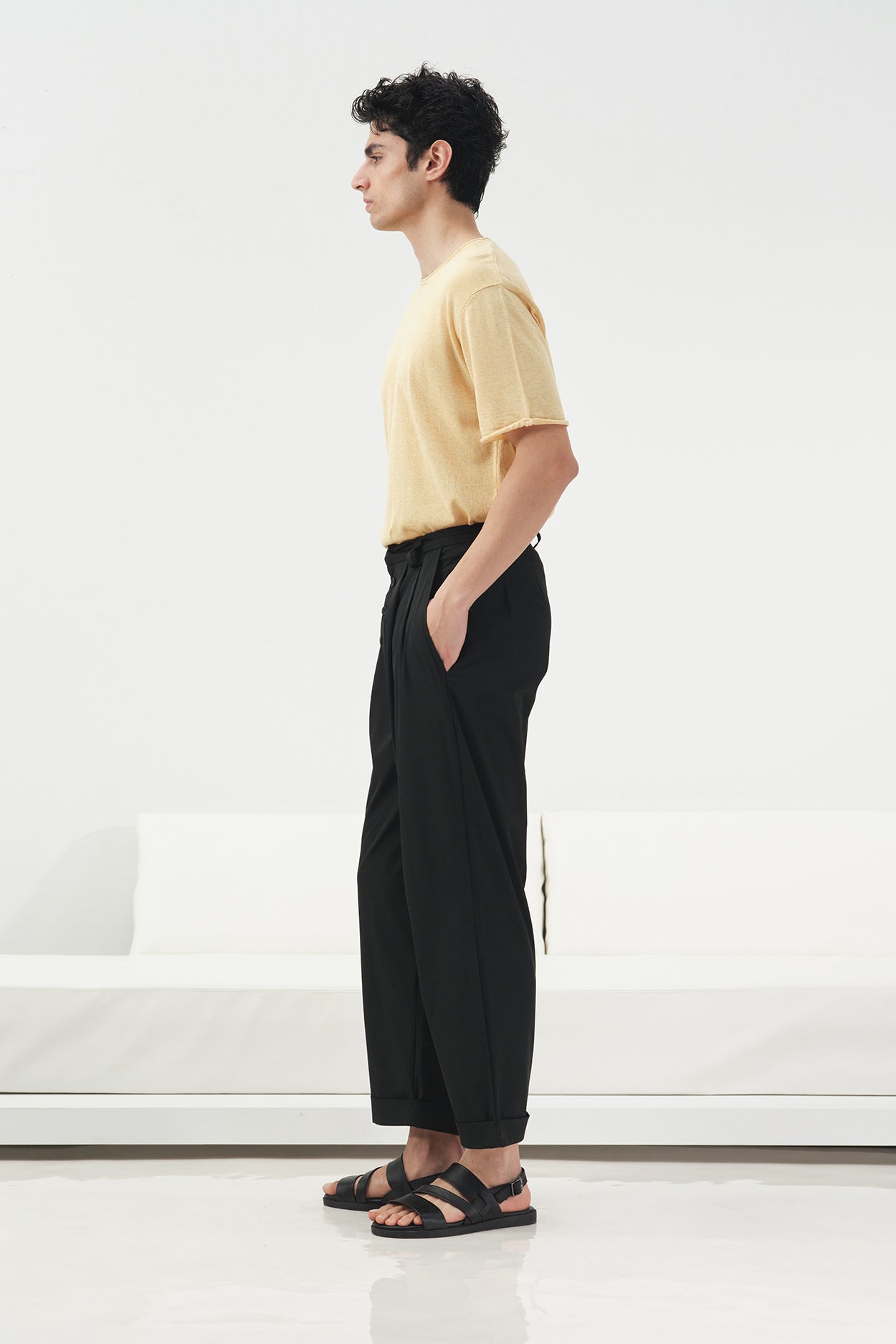 DRAPED YELLOW LINEN KNIT T-SHIRT