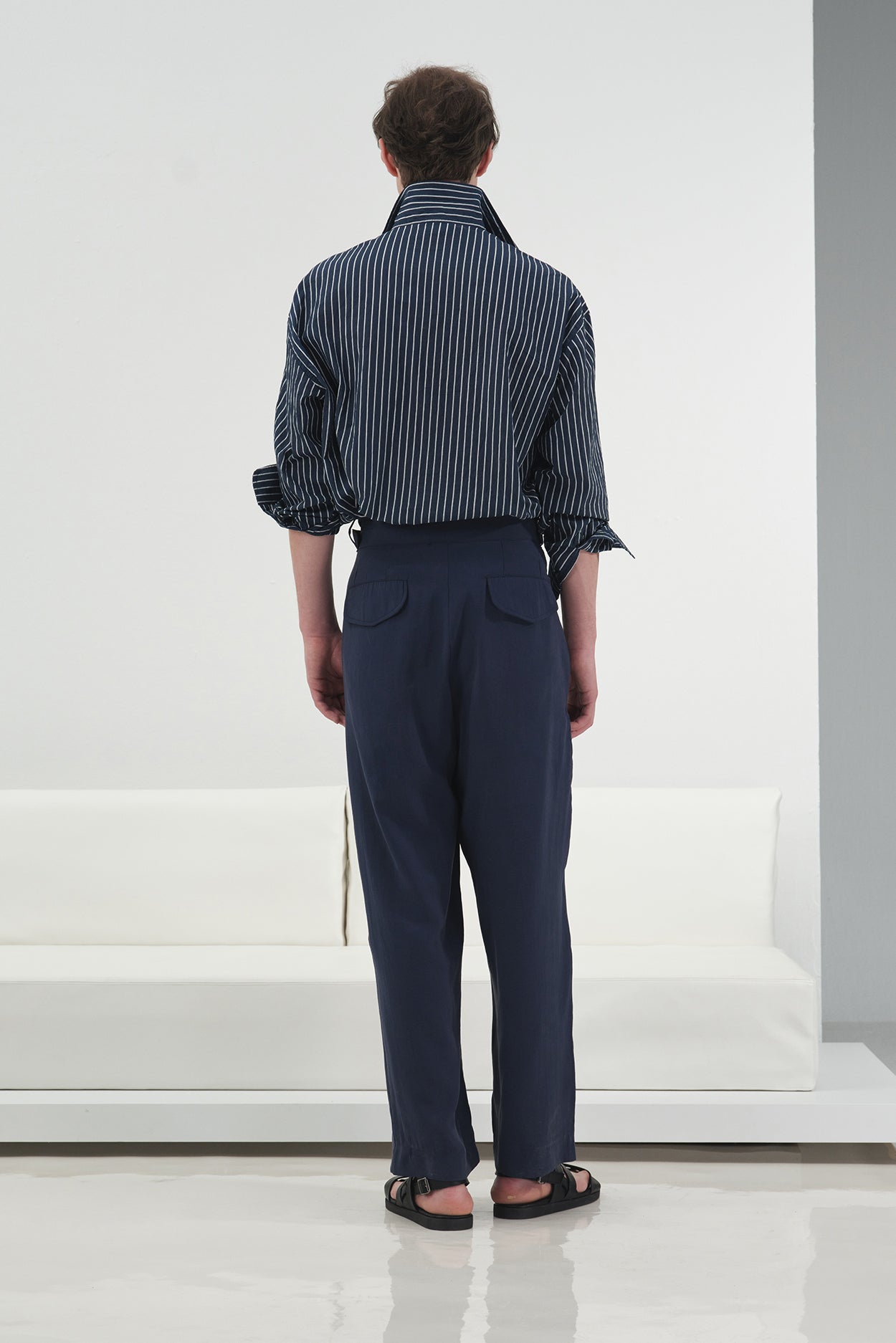 ÇİFT KEMER DETAYLI PİLİLİ LACİVERT MODAL PANTOLON