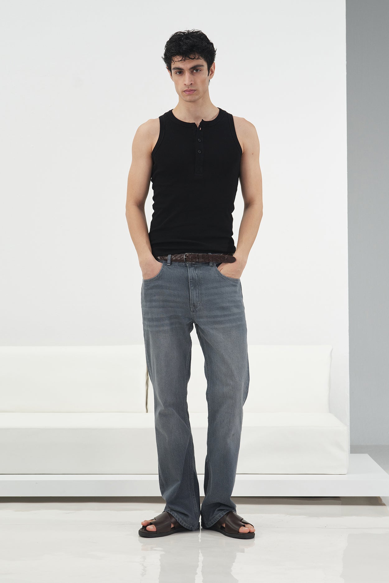 BLACK SLEEVELESS T-SHIRT WITH HALF PLACKET