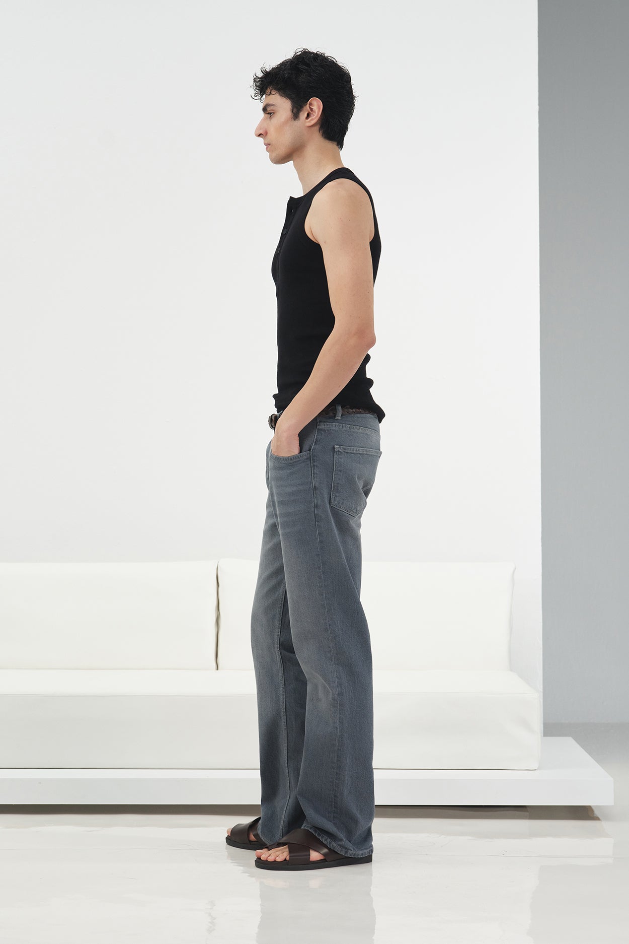 BLACK SLEEVELESS T-SHIRT WITH HALF PLACKET