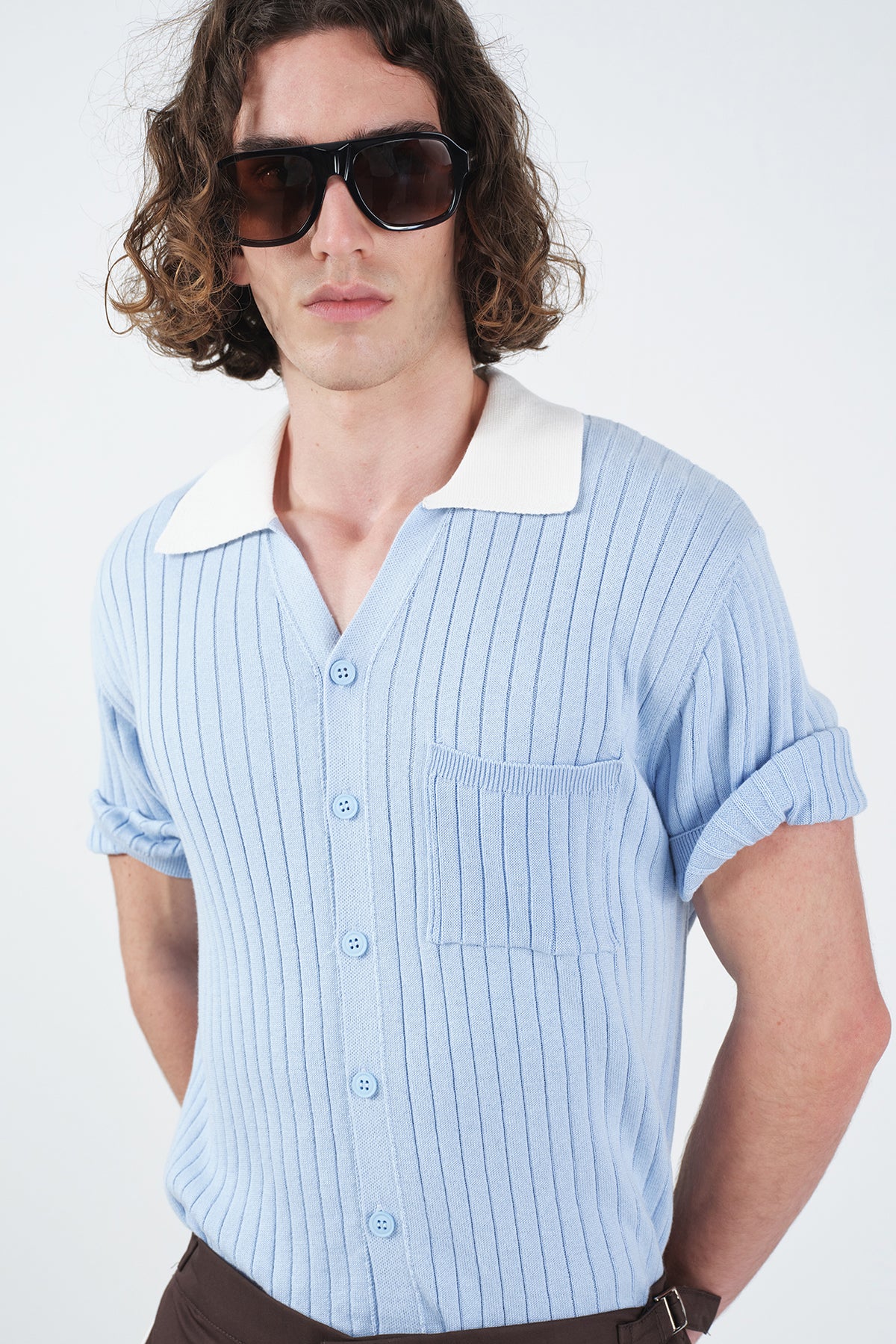 BLUE KNITTED SHIRT WITH CONTRAST COLLAR