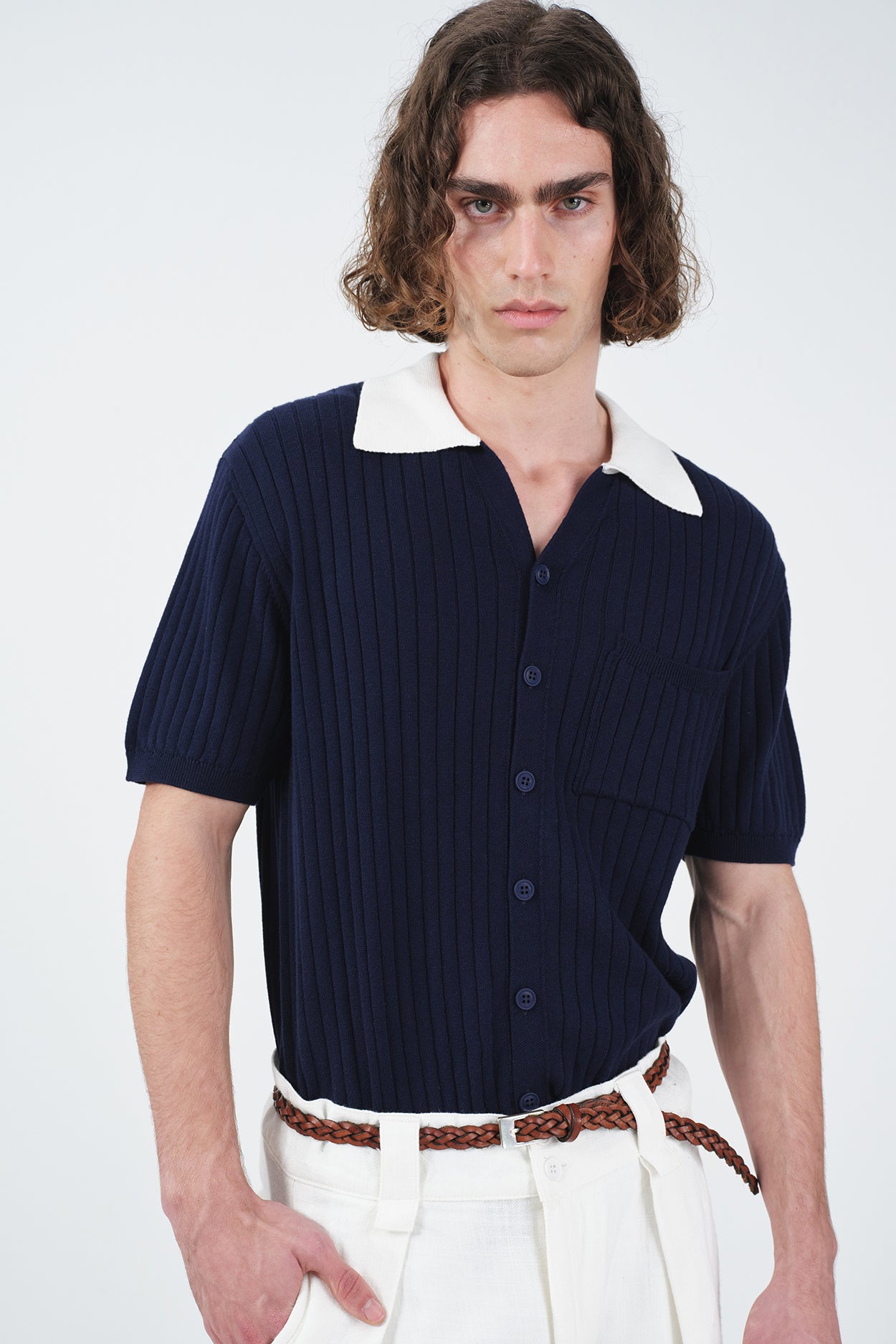 KONTRAST YAKALI LACİVERT TRİKO GÖMLEK