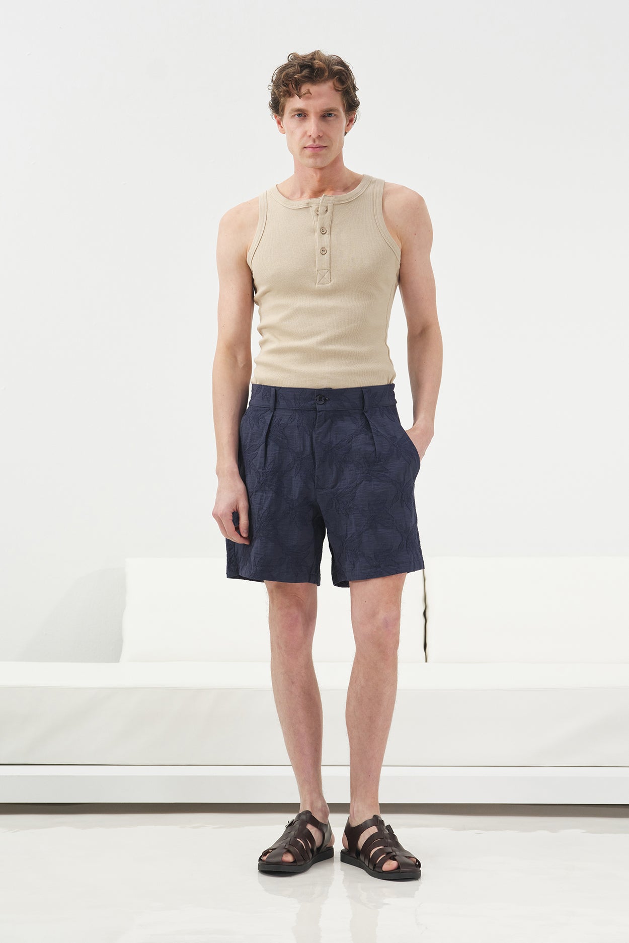 YARIM PATLI BEJ ATLET