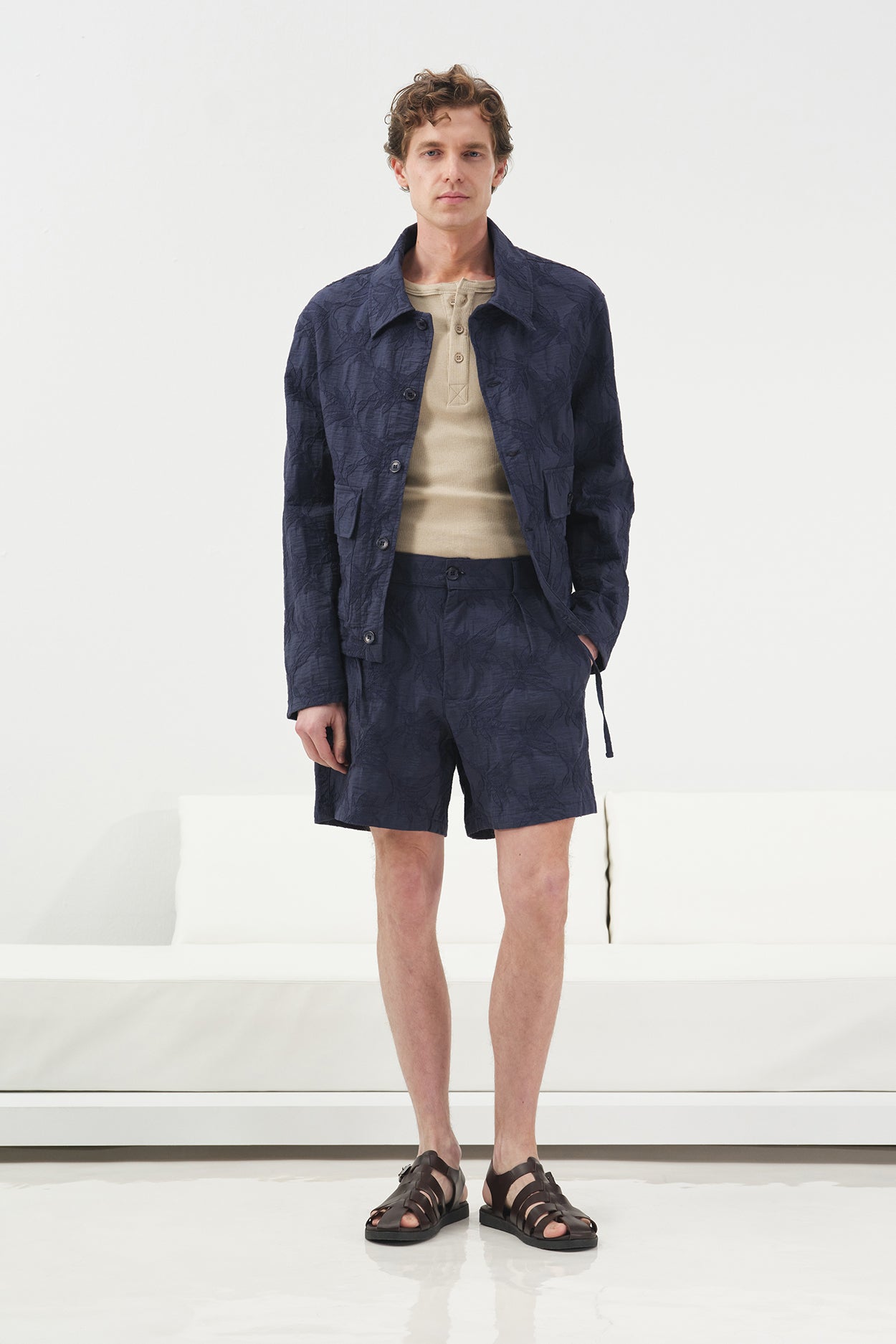 DESENLİ LACİVERT İNCE CEKET