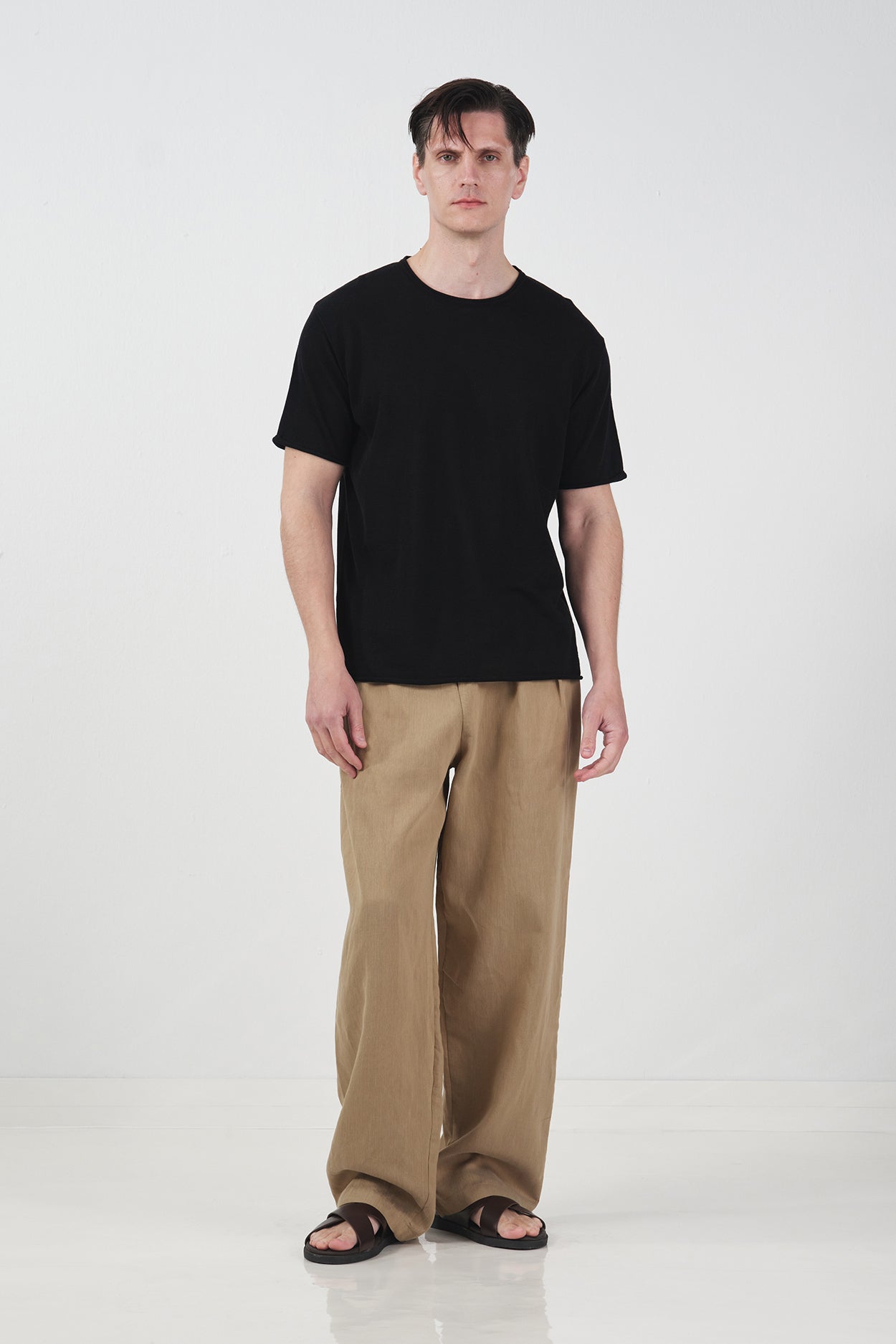 DRAPED BLACK LINEN KNIT T-SHIRT