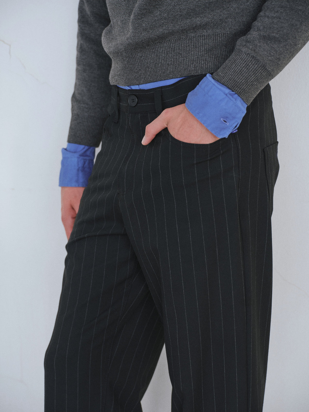 KLASİK ÇİZGİLİ REGULAR FIT SİYAH PANTOLON - 1