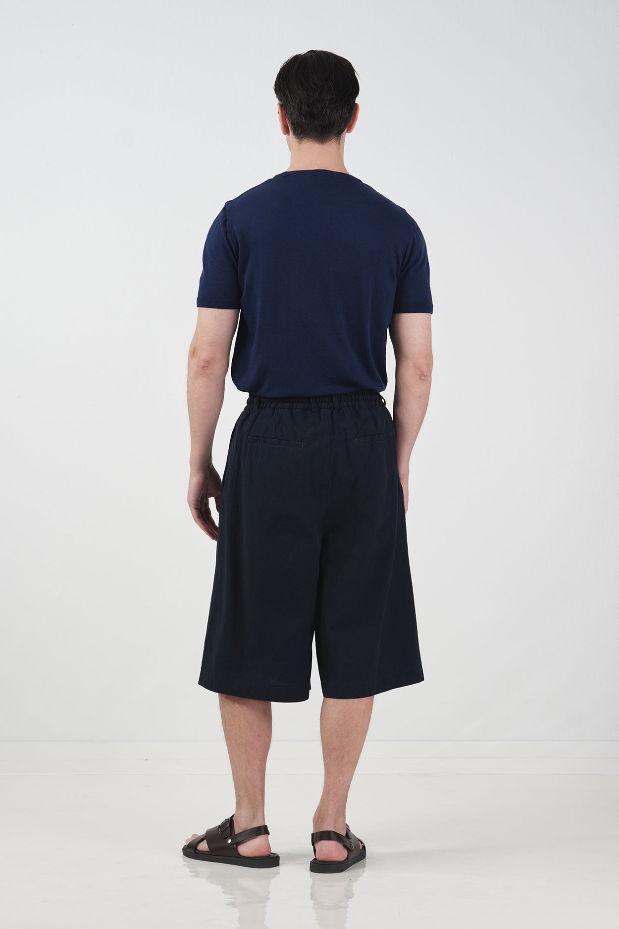 NAVY BLUE LACE-UP LINEN SHORTS