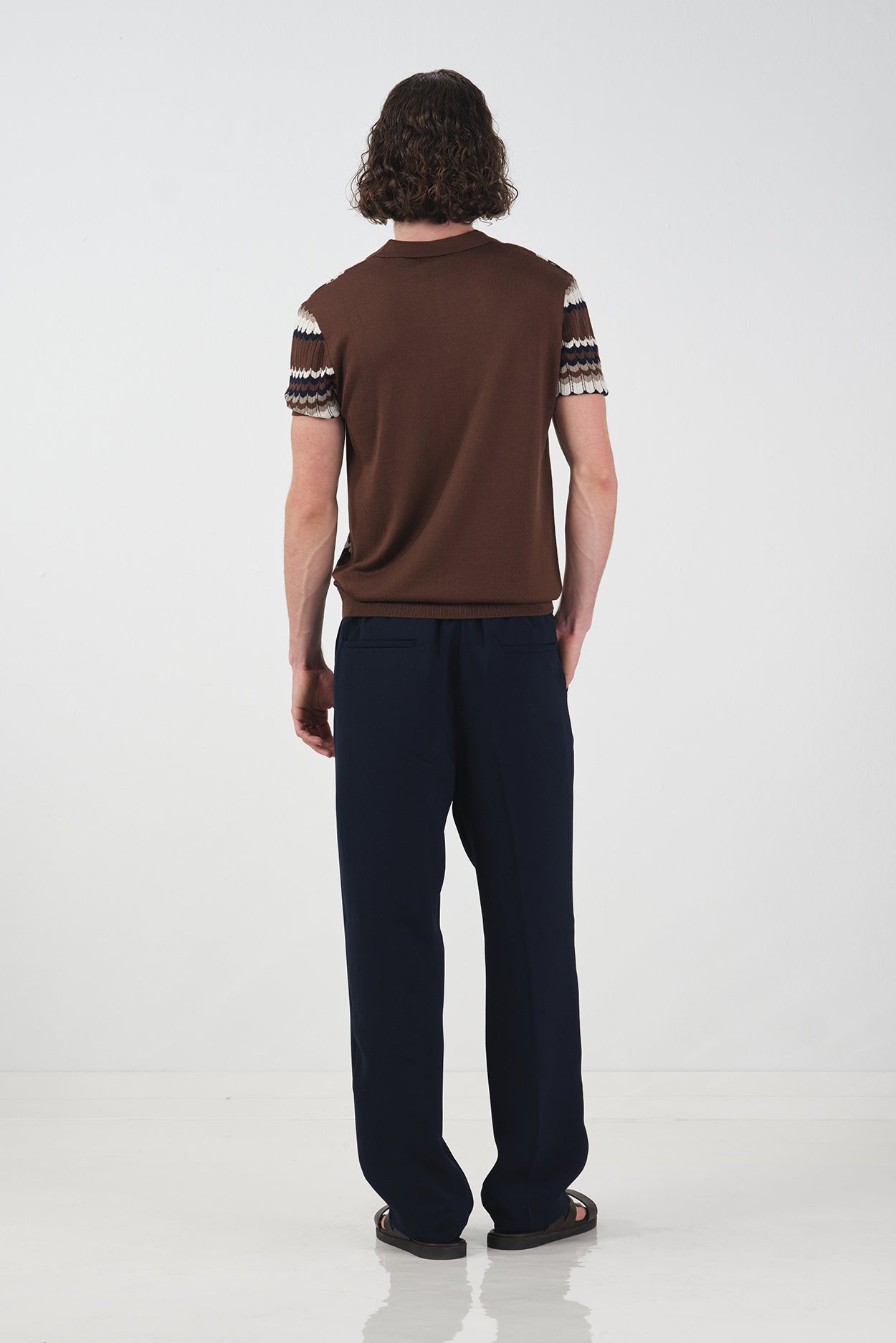 DESENLİ POLO YAKA KAHVERENGİ TRİKO T-SHIRT