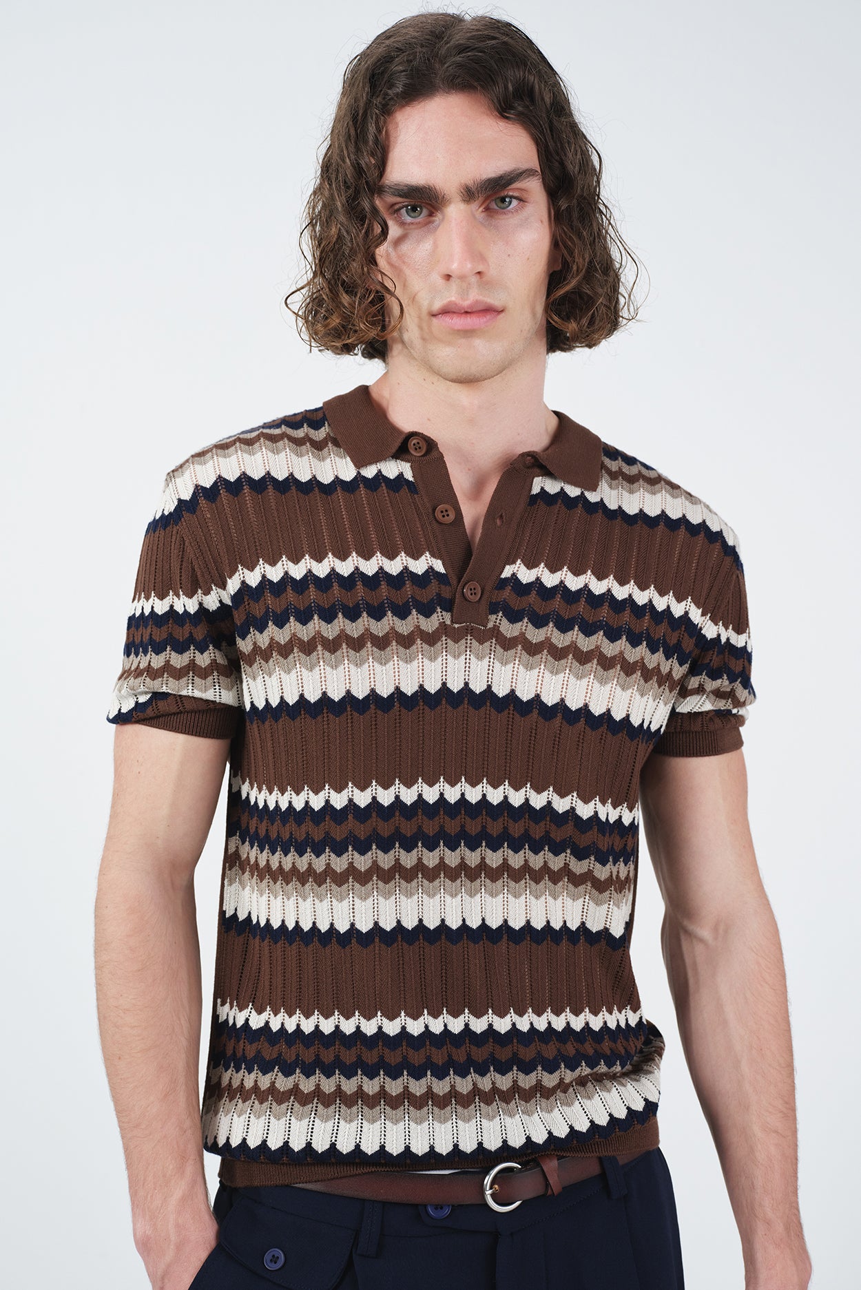 DESENLİ POLO YAKA KAHVERENGİ TRİKO T-SHIRT