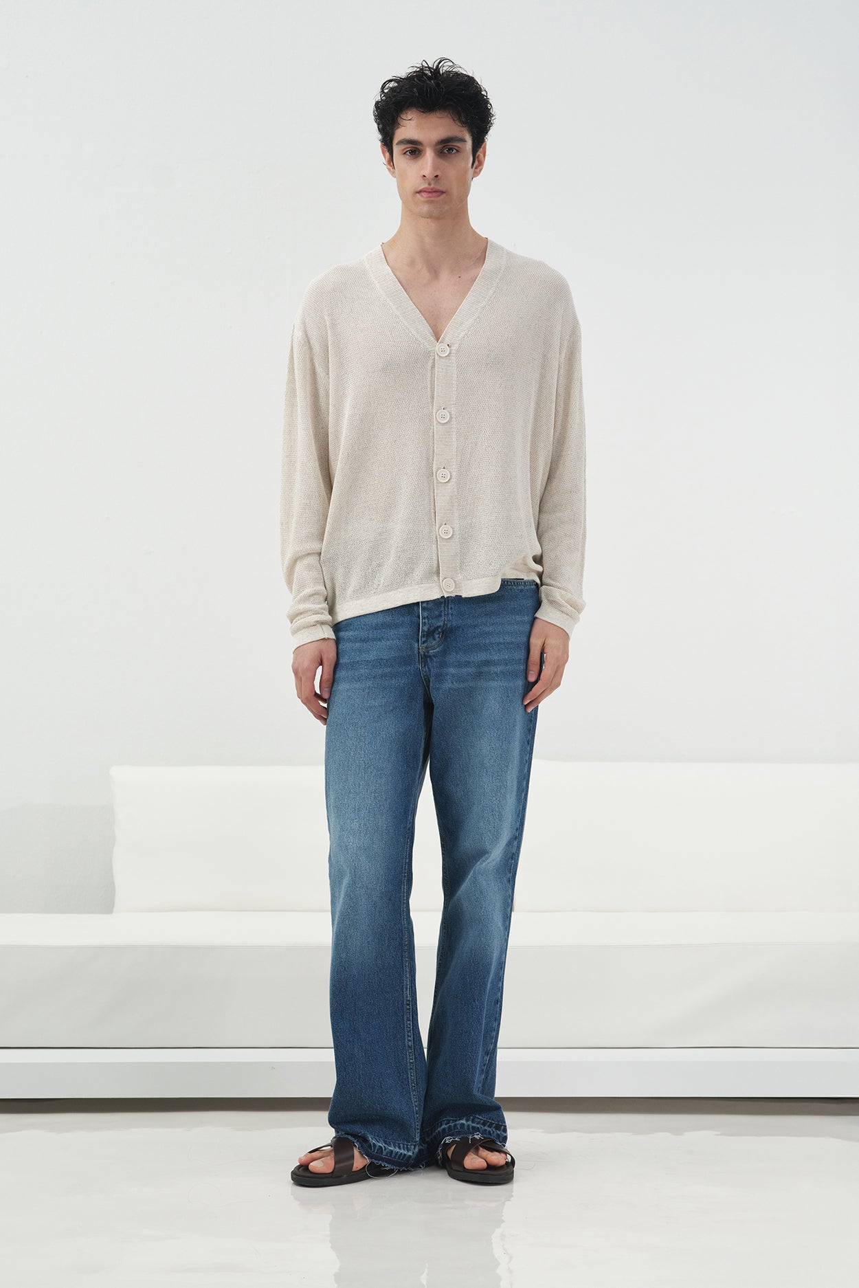 LIGHT THIN KNITTED ECRU CARDIGAN