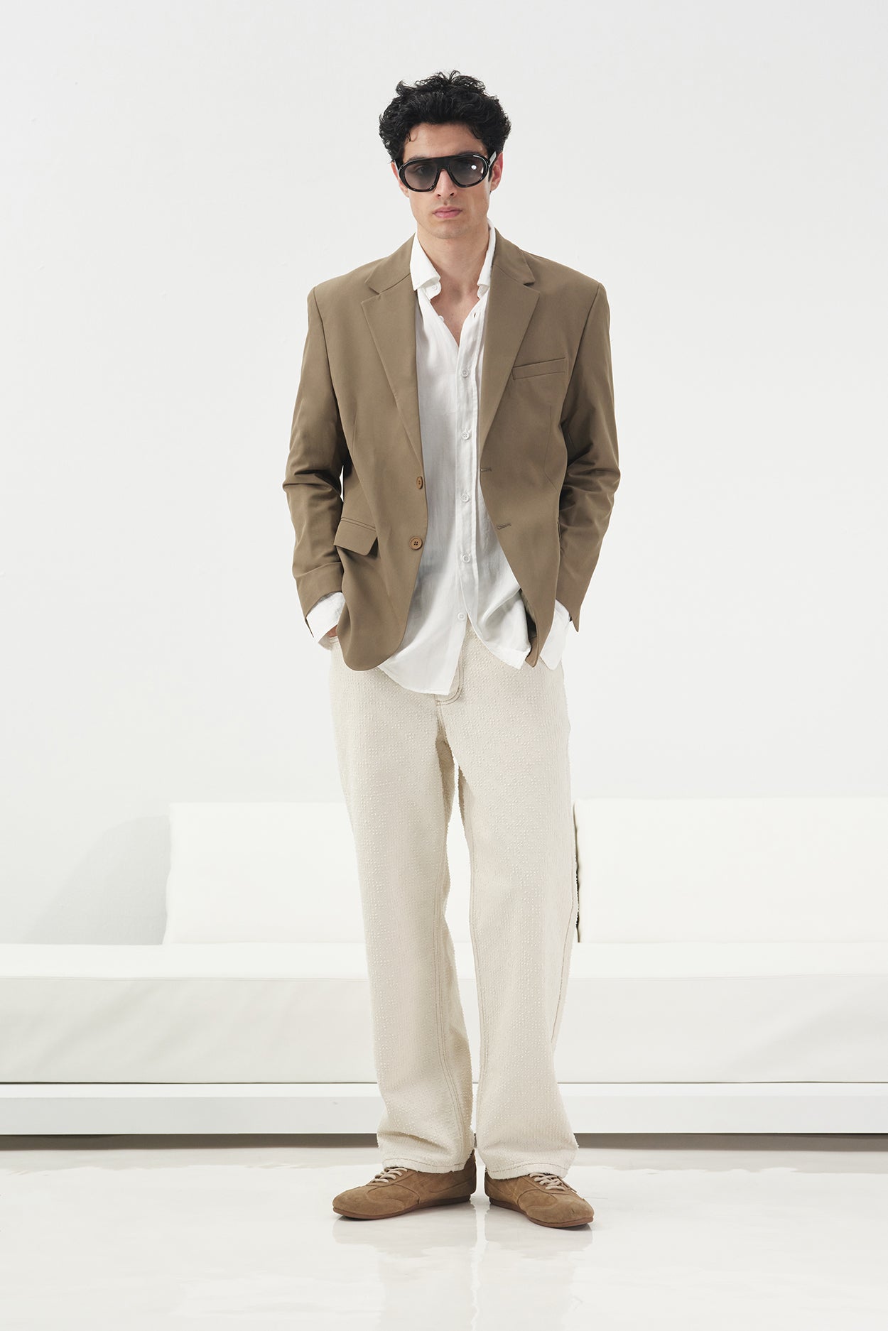 CLASSIC REGULAR FIT TAN JACKET