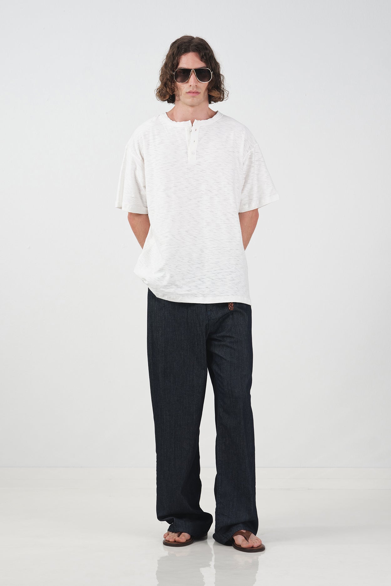 TEXTURED REGULAR FIT WHITE T-SHIRT