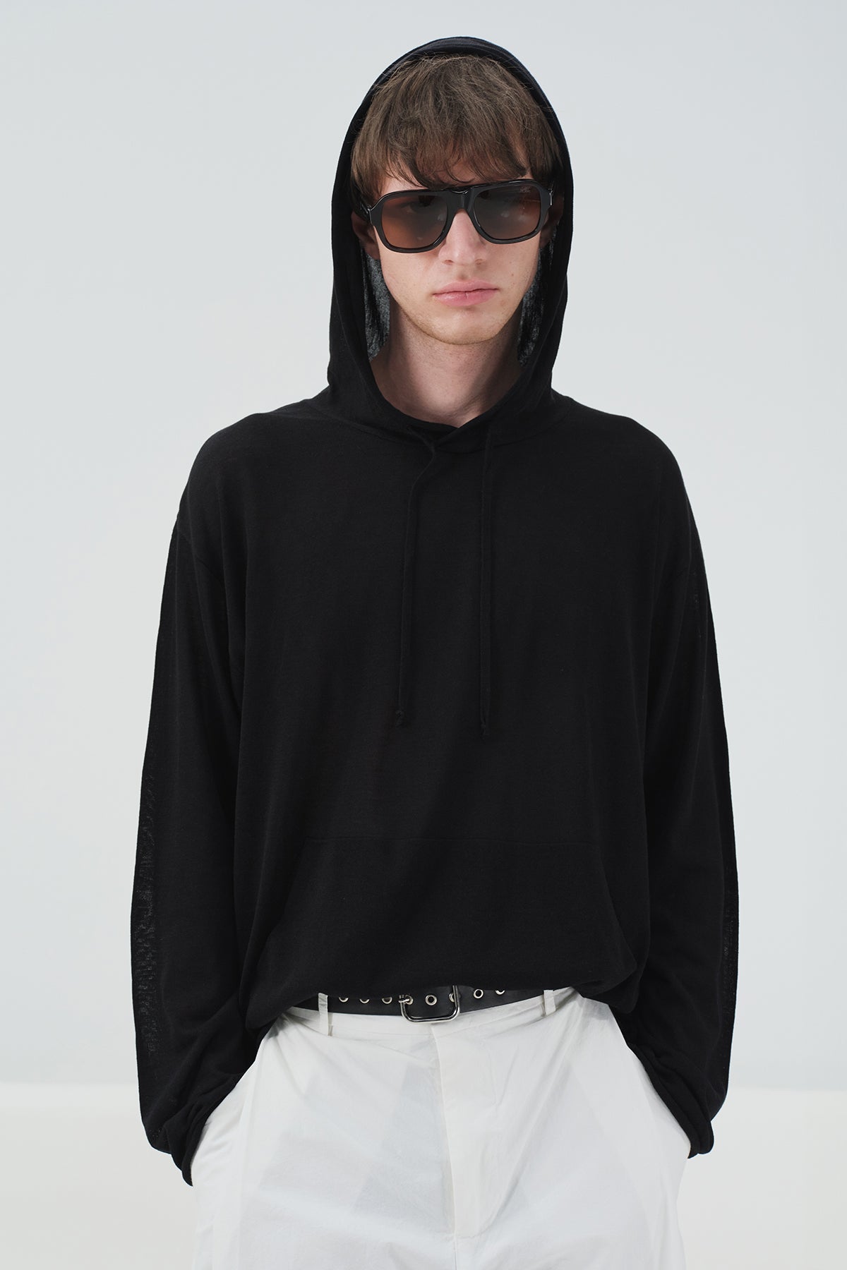 DÖKÜMLÜ SİYAH KETEN TRİKO SWEATSHIRT