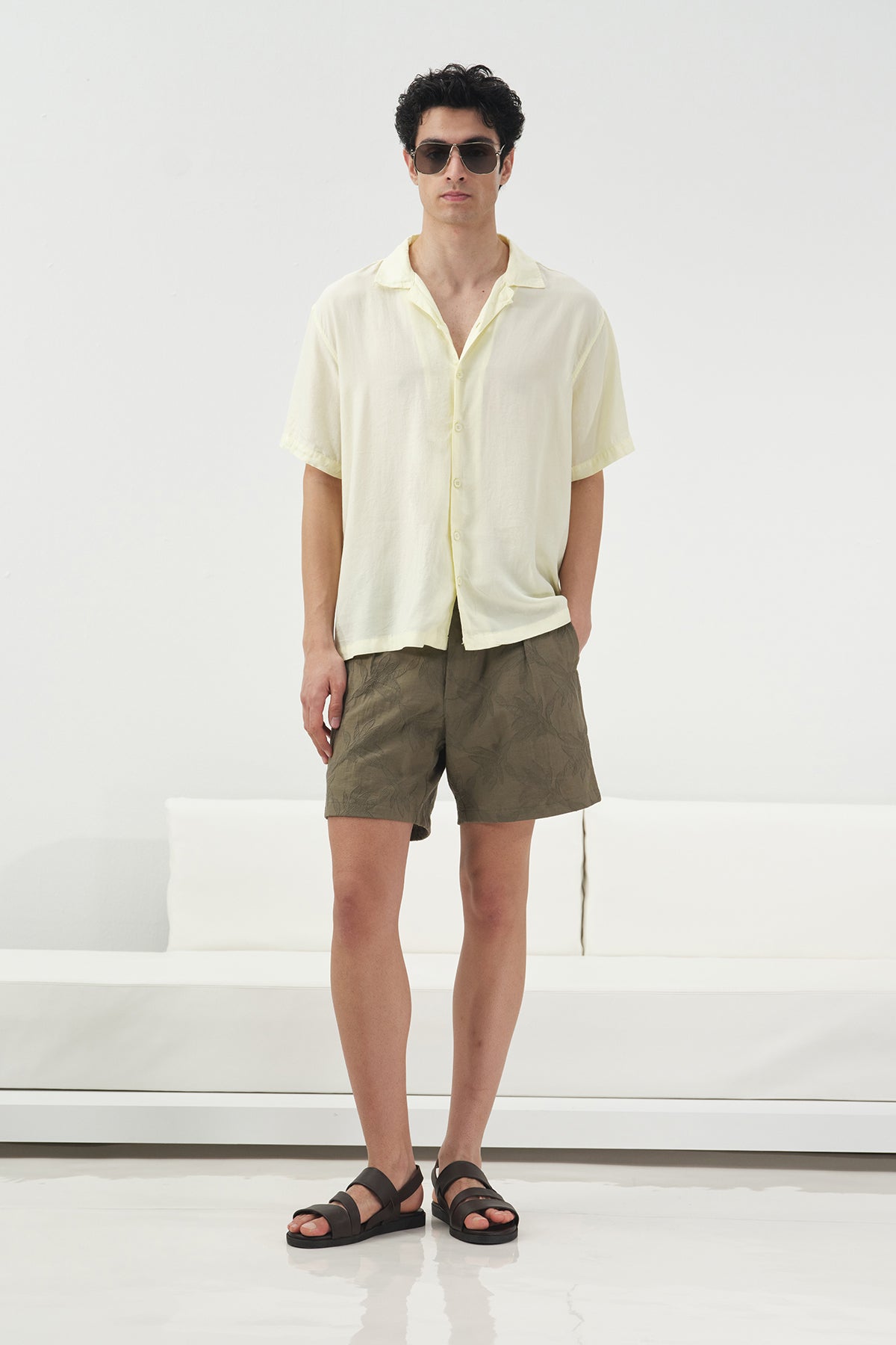 KISA KOLLU KLASİK SARI TENSEL GÖMLEK