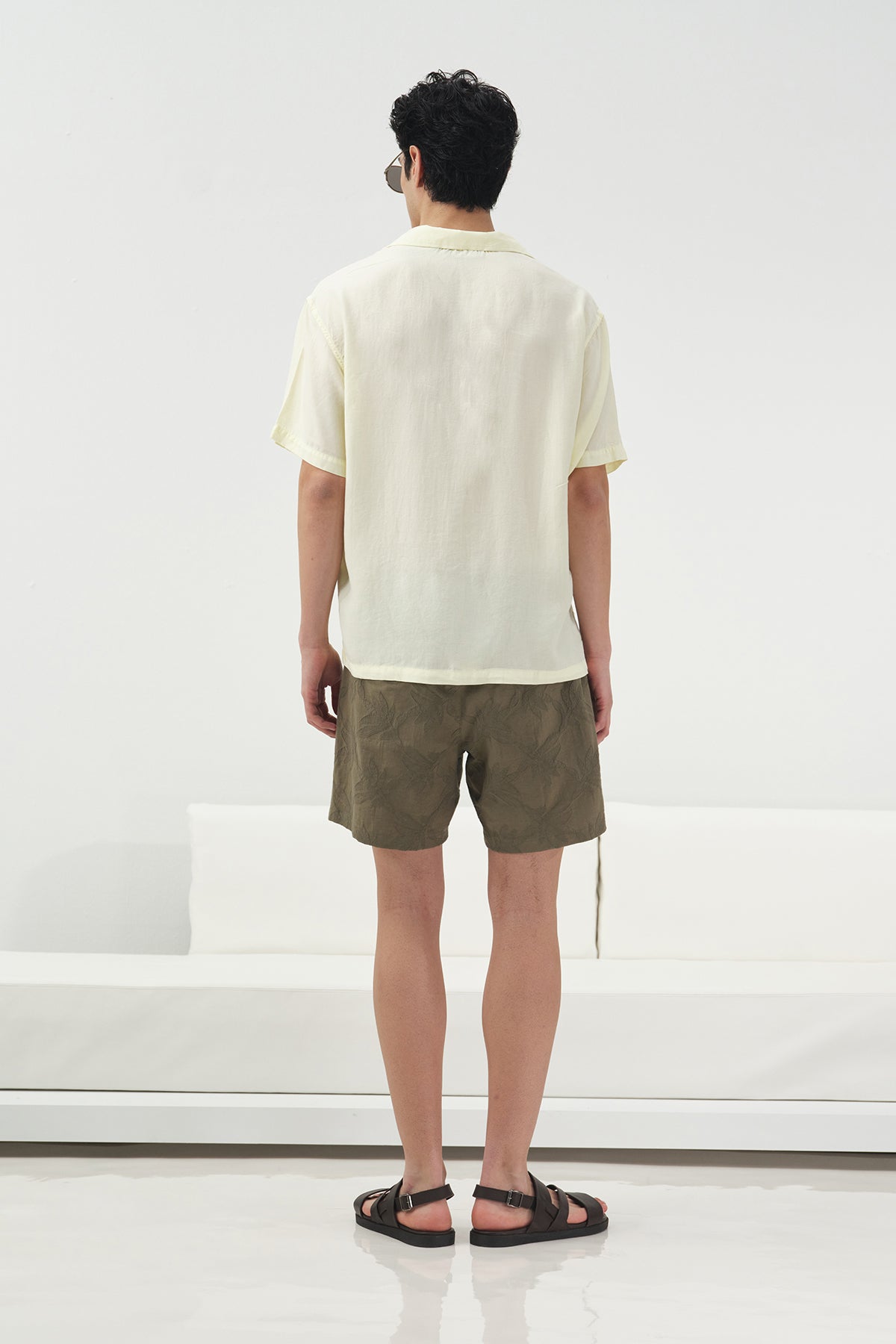 KISA KOLLU KLASİK SARI TENSEL GÖMLEK