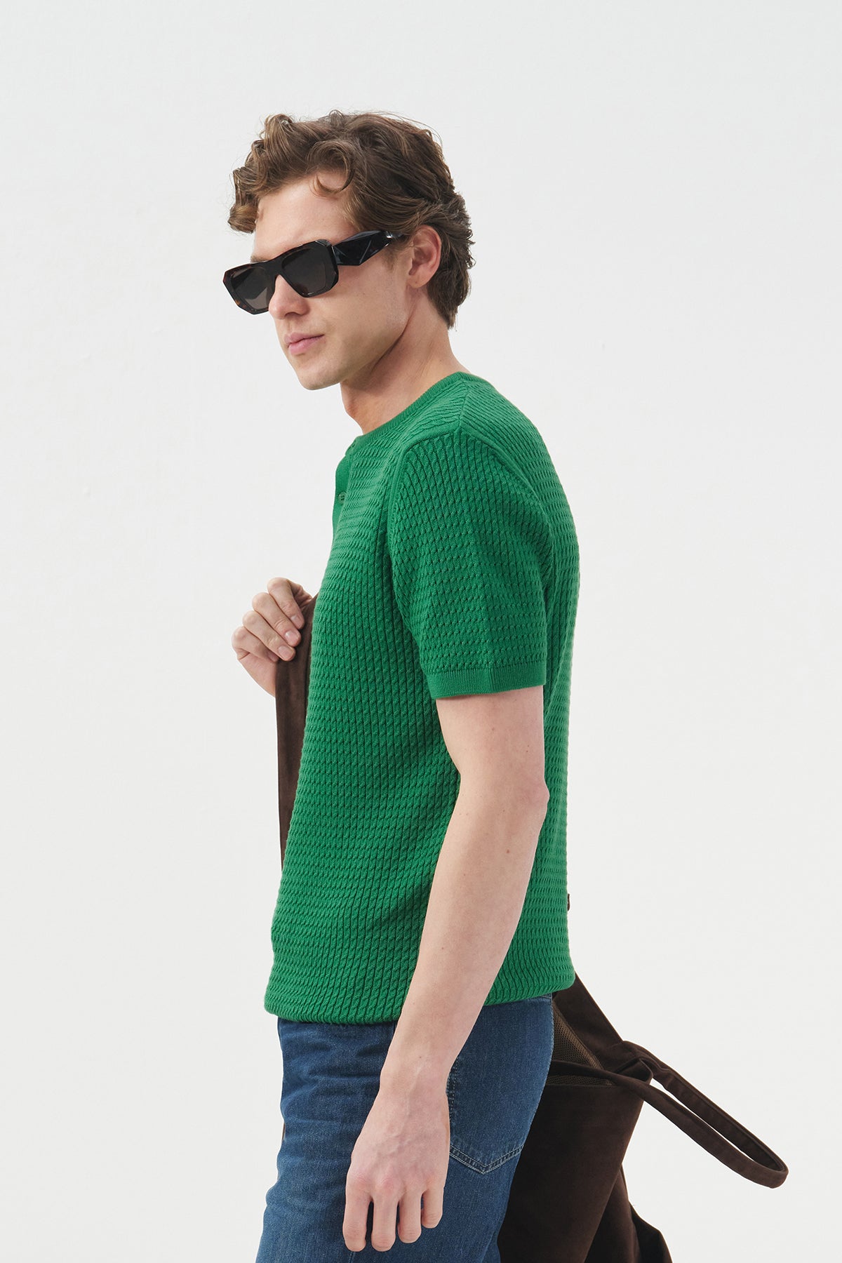 TEXTURED CYCLING COLLAR GREEN KNITTED T-SHIRT