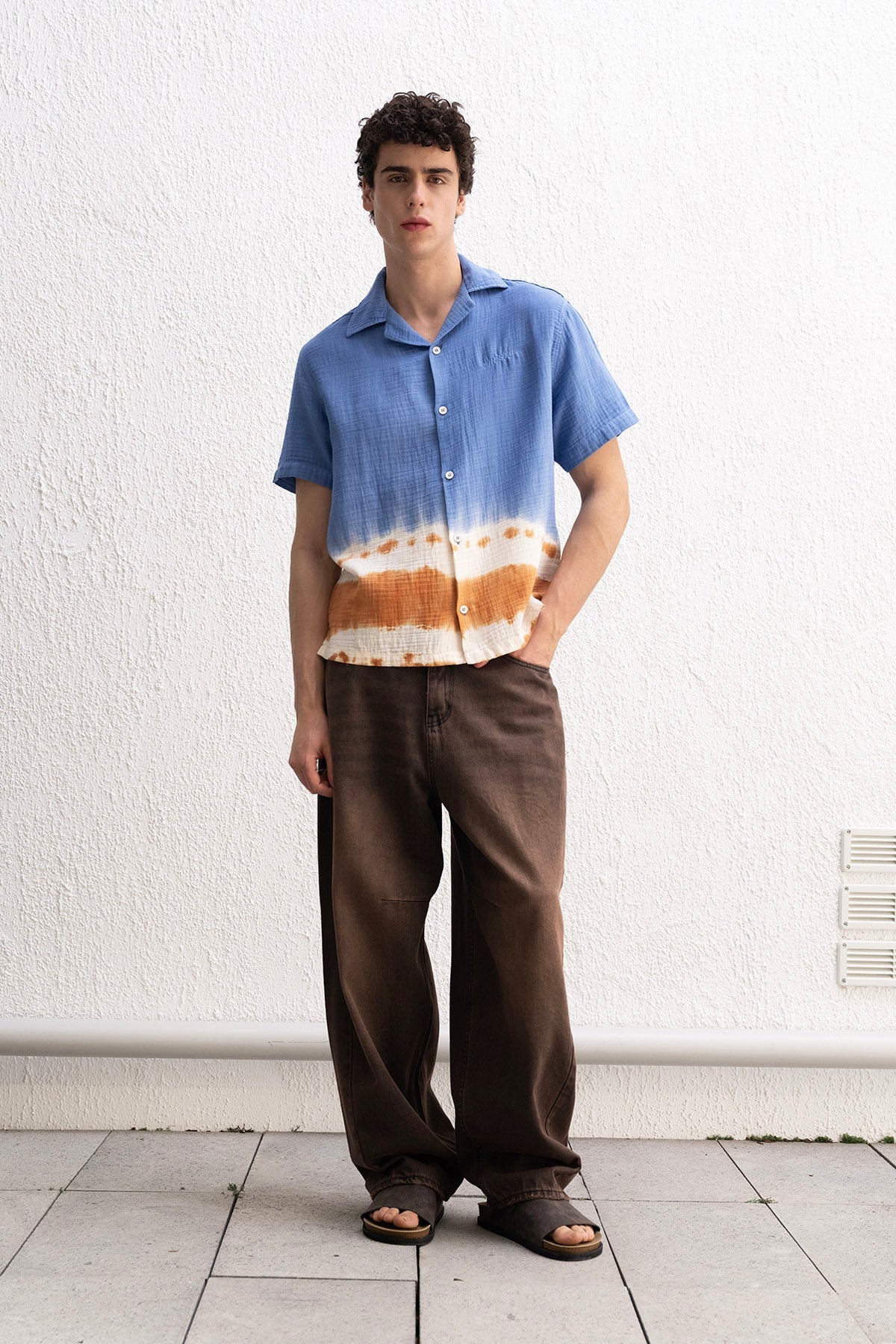 EFEKTLİ KISA KOLLU MAVİ GÖMLEK GIESTO