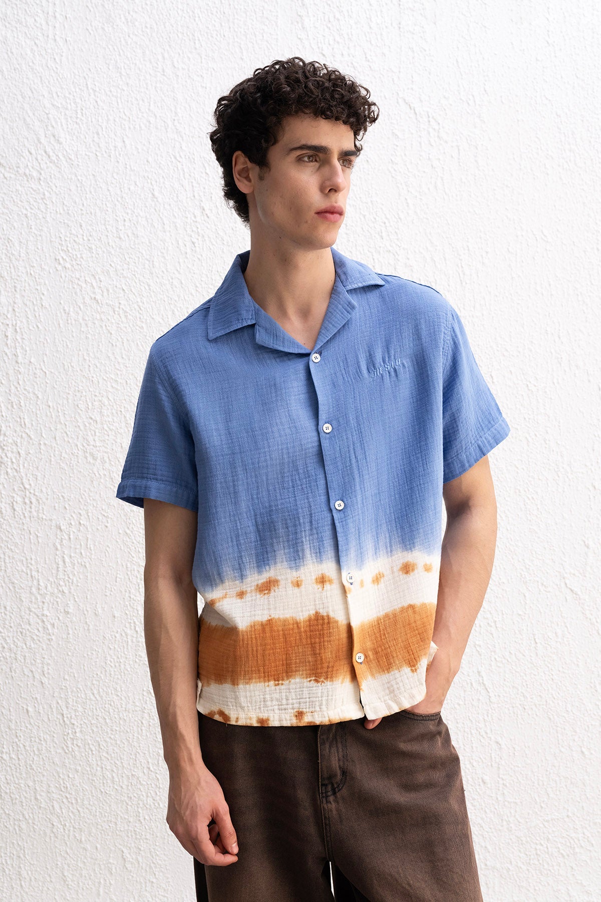 EFEKTLİ KISA KOLLU MAVİ GÖMLEK GIESTO